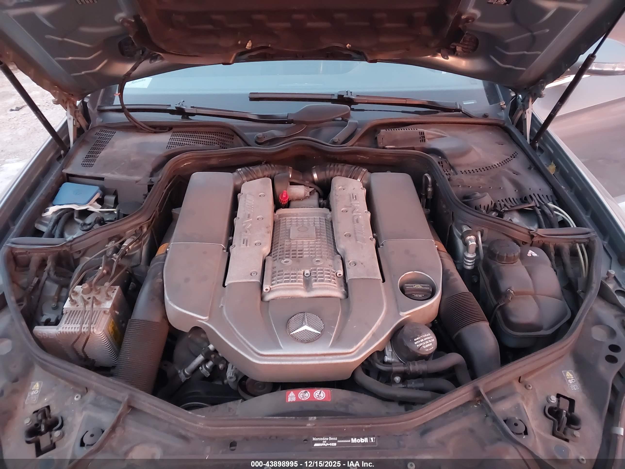 MERCEDES-BENZ CLS image 10