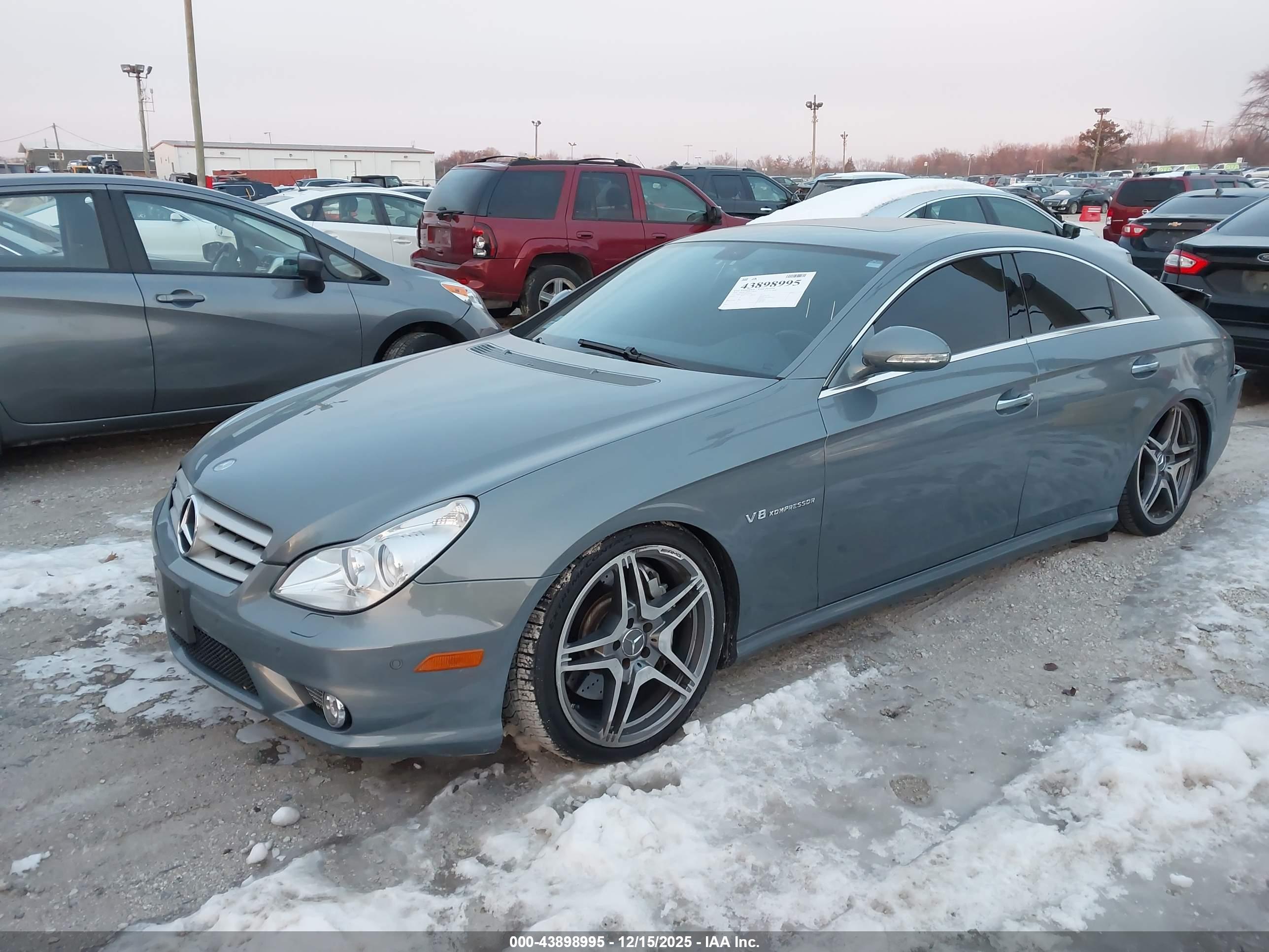 MERCEDES-BENZ CLS image 2