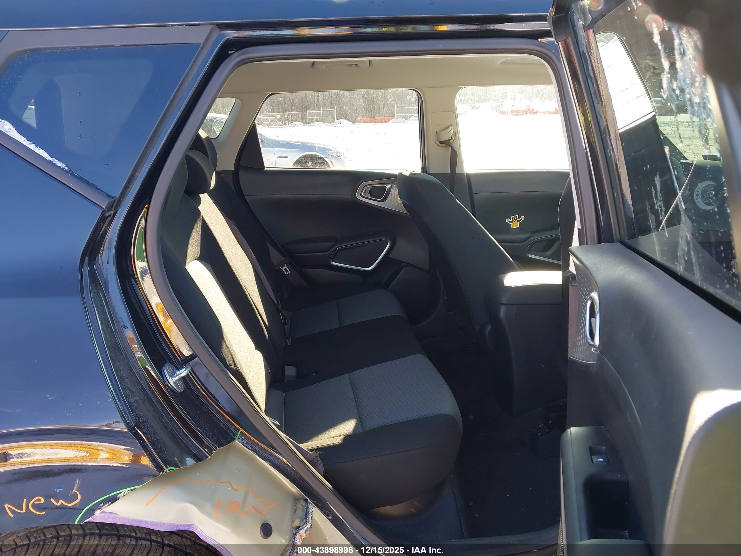 KIA SOUL image 8