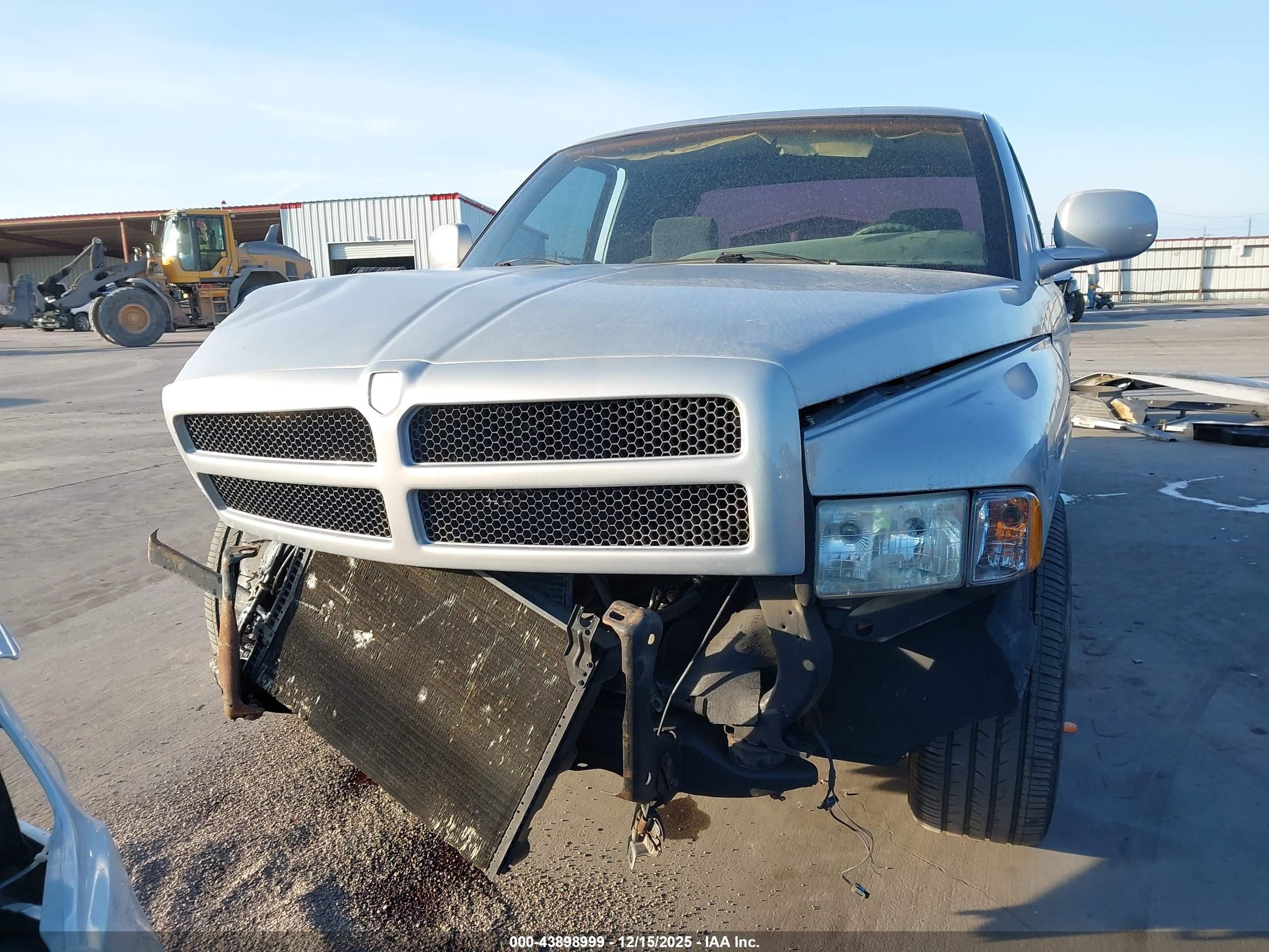 DODGE RAM image 6