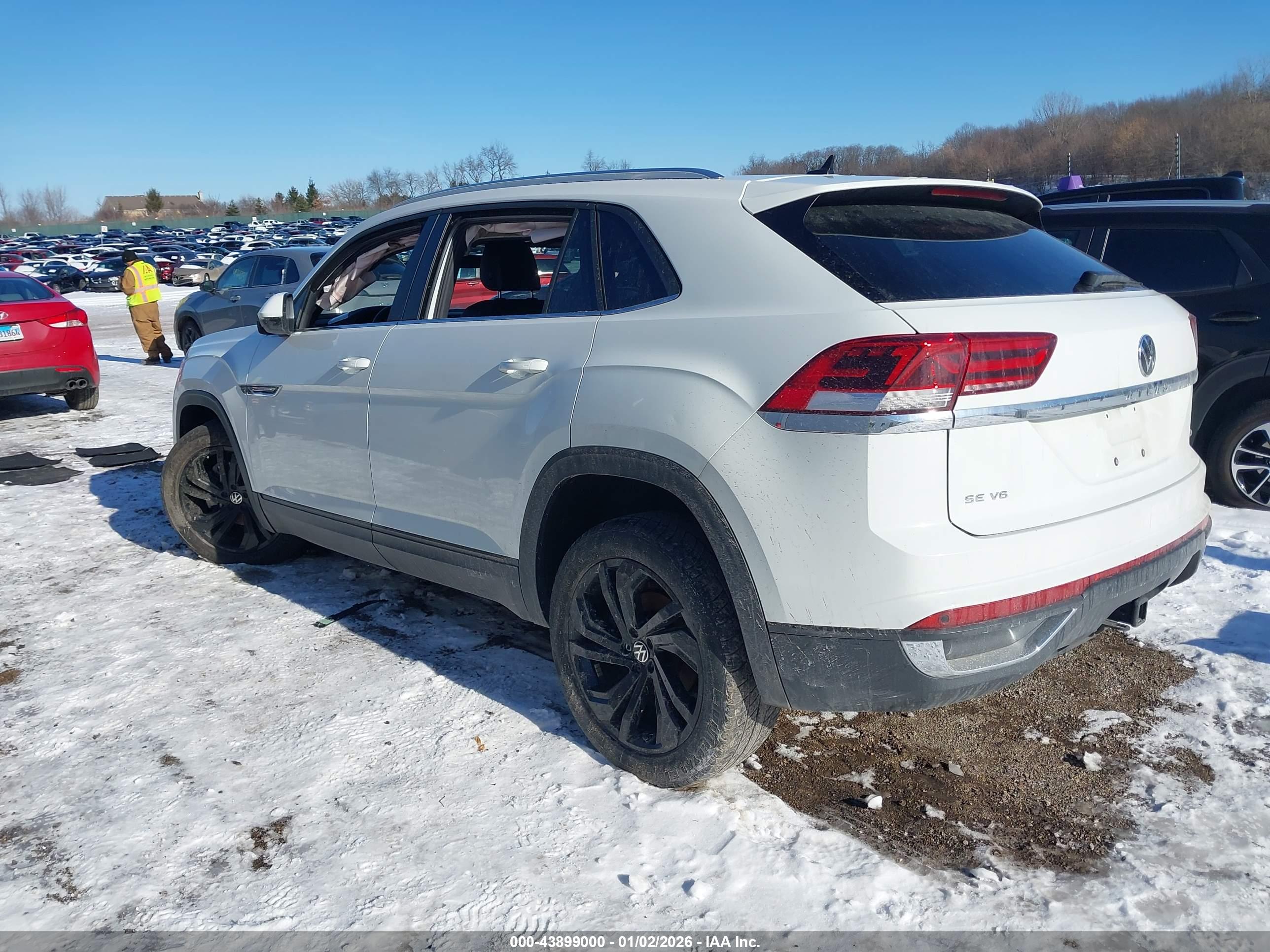 VOLKSWAGEN ATLAS image 3