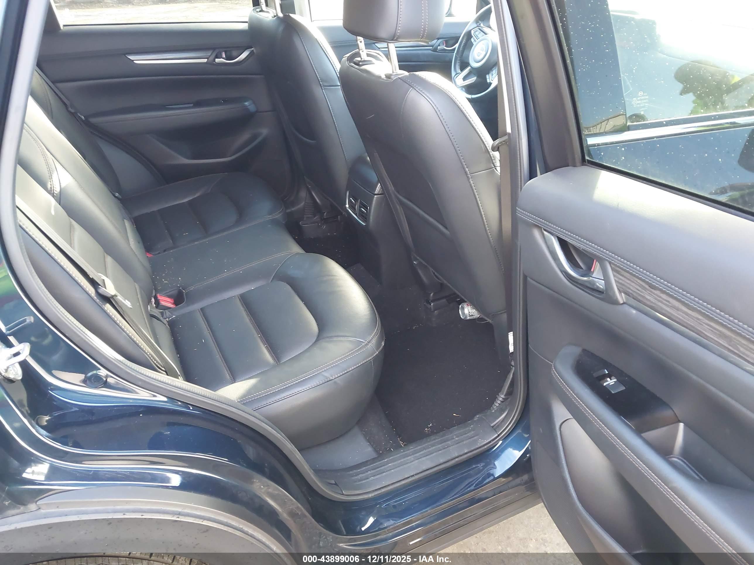 MAZDA CX-5 image 8