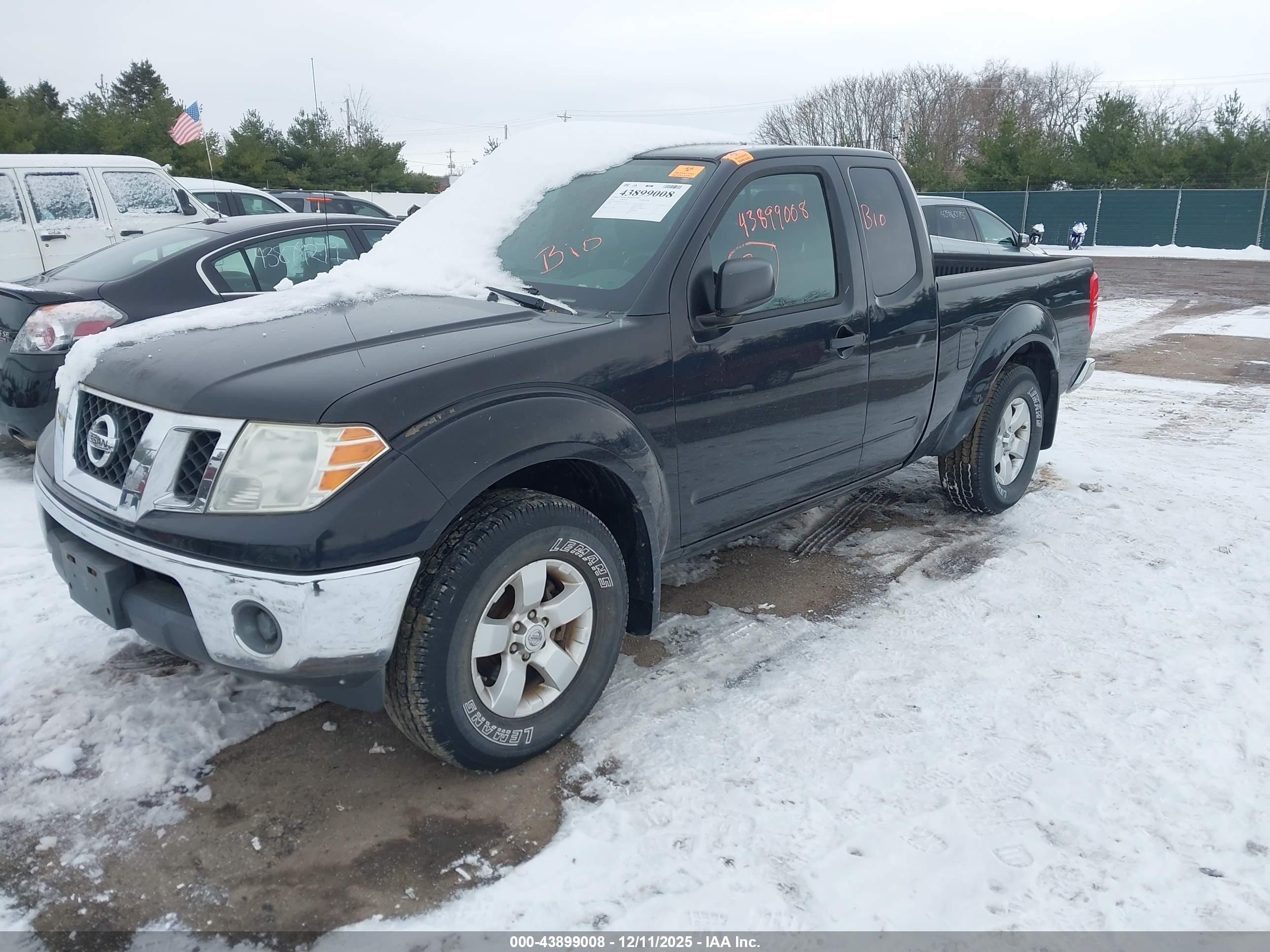 NISSAN FRONTIER image 2