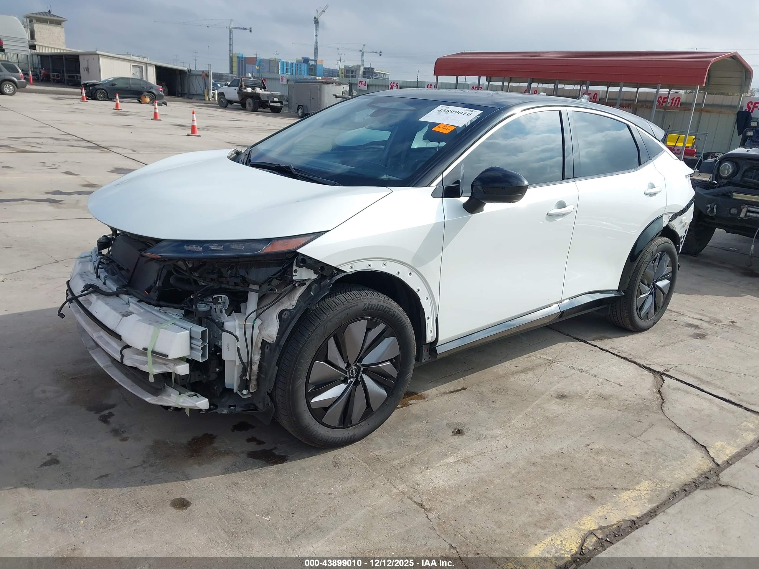 NISSAN ARIYA image 2
