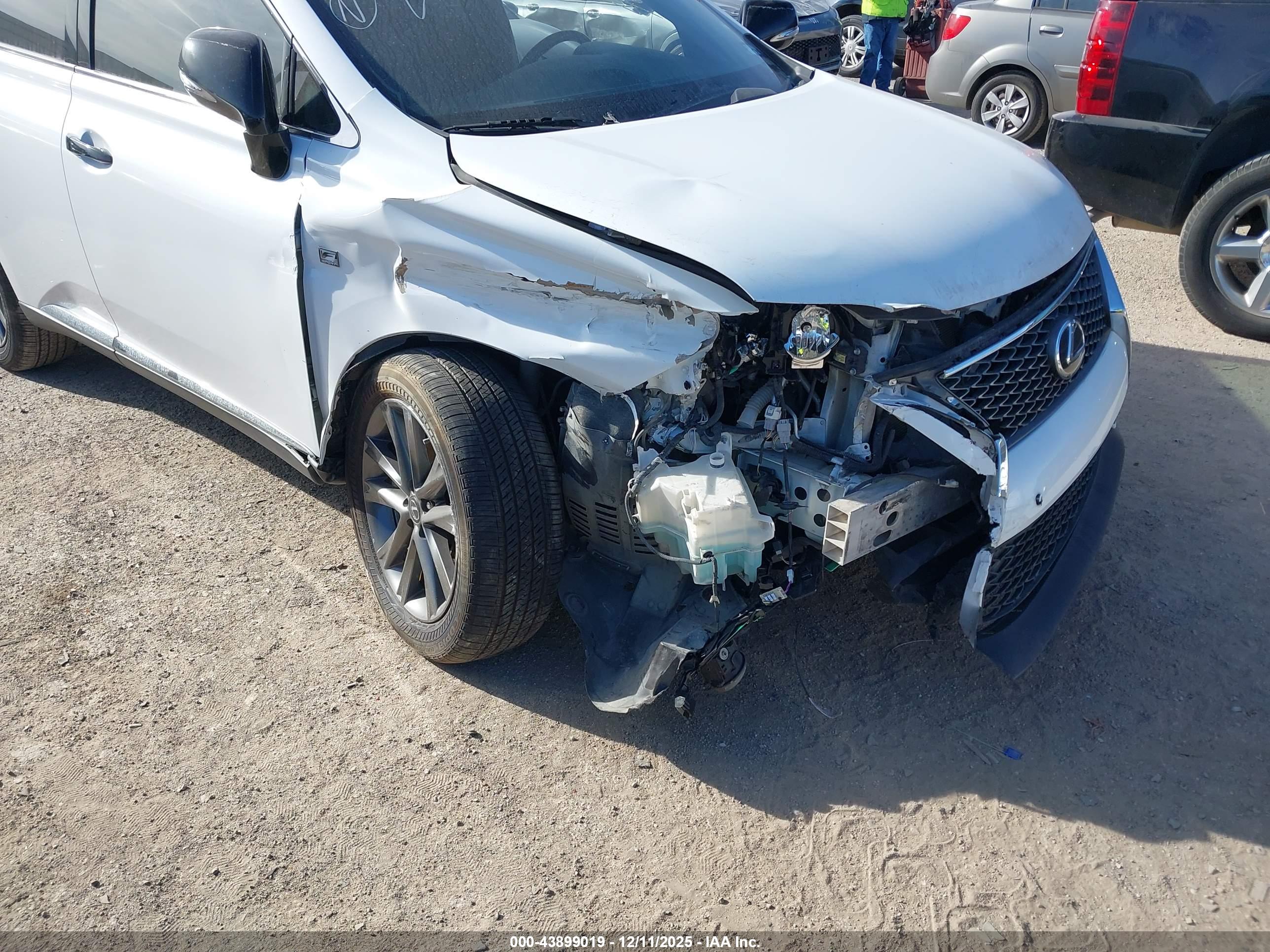 LEXUS RX image 6