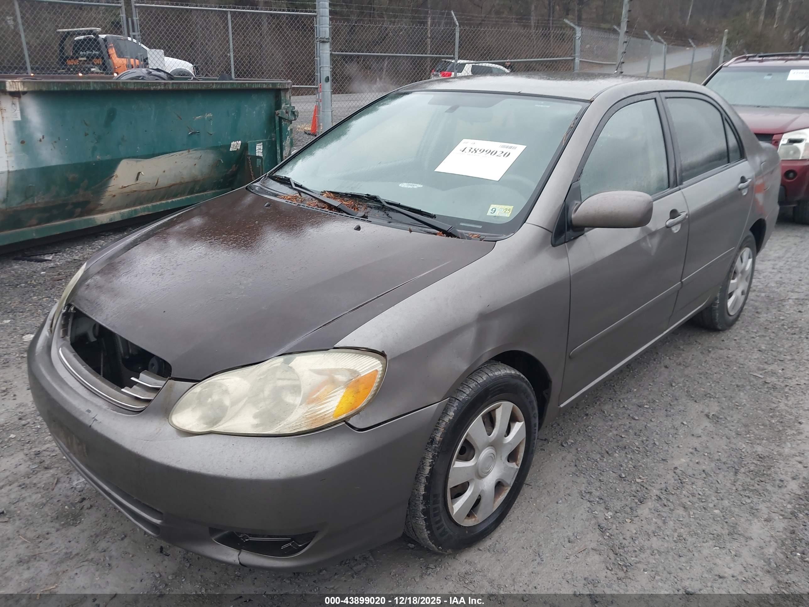 TOYOTA COROLLA image 2