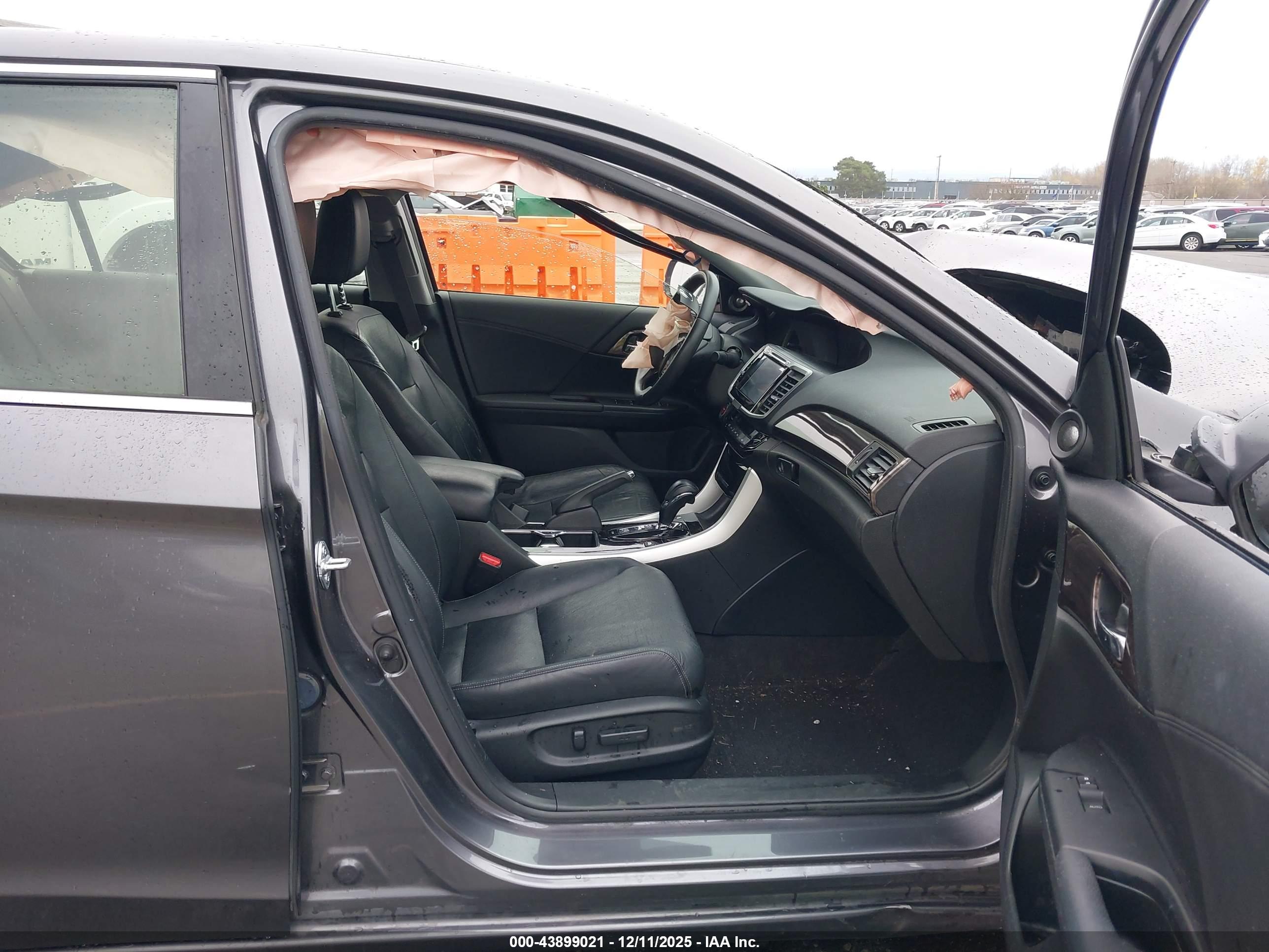 HONDA ACCORD image 5