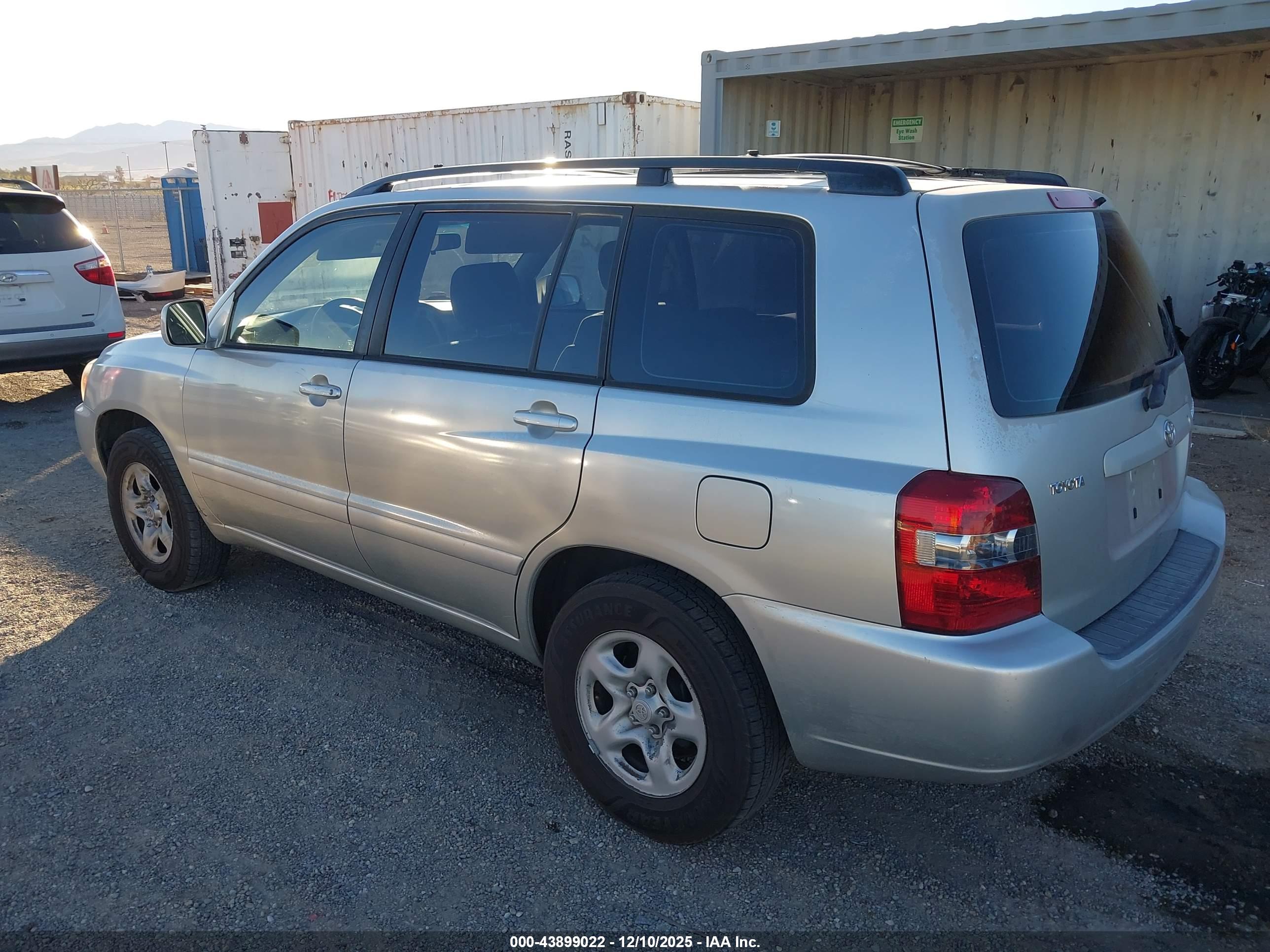 TOYOTA HIGHLANDER image 3