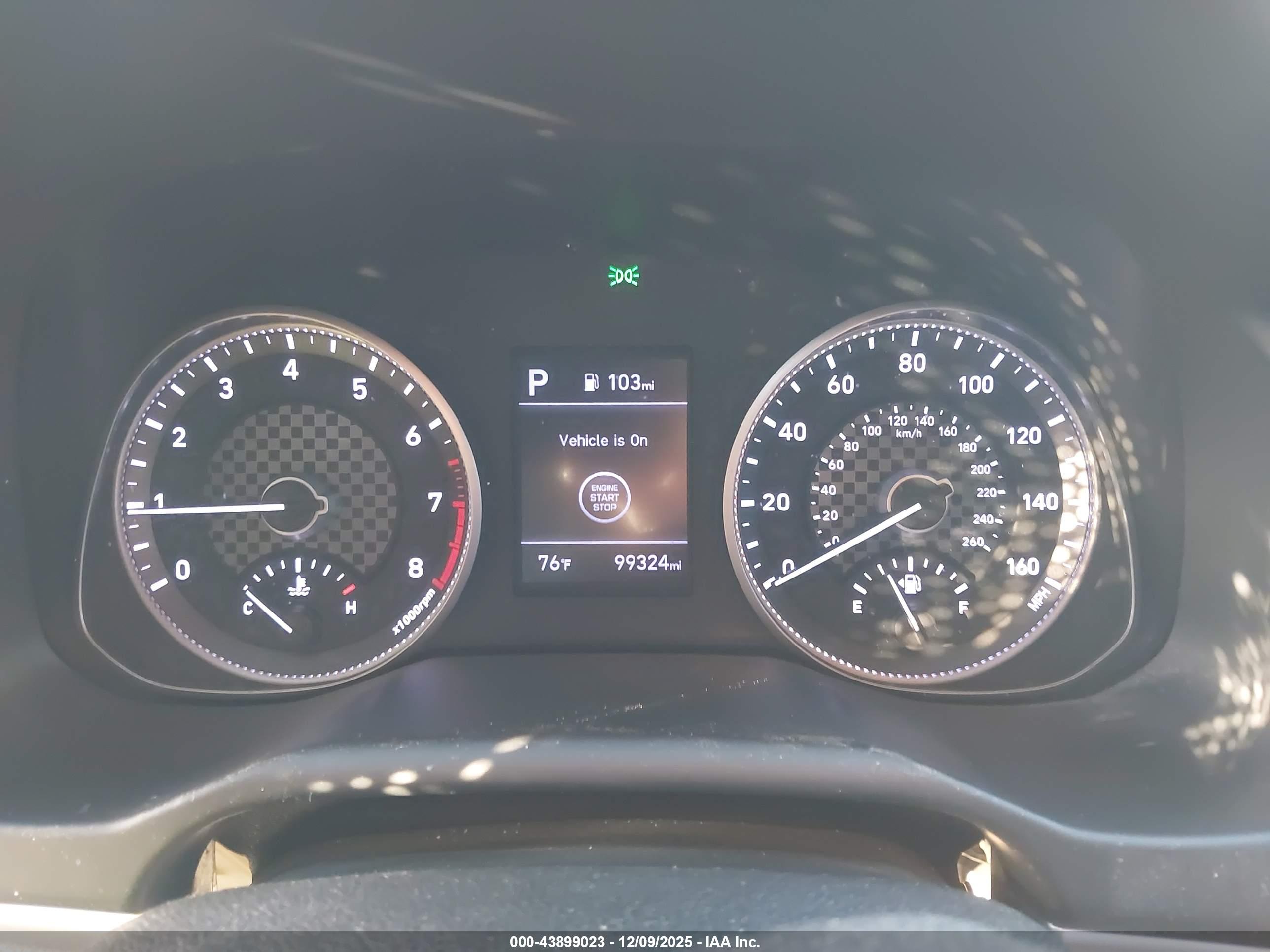 HYUNDAI ELANTRA image 7