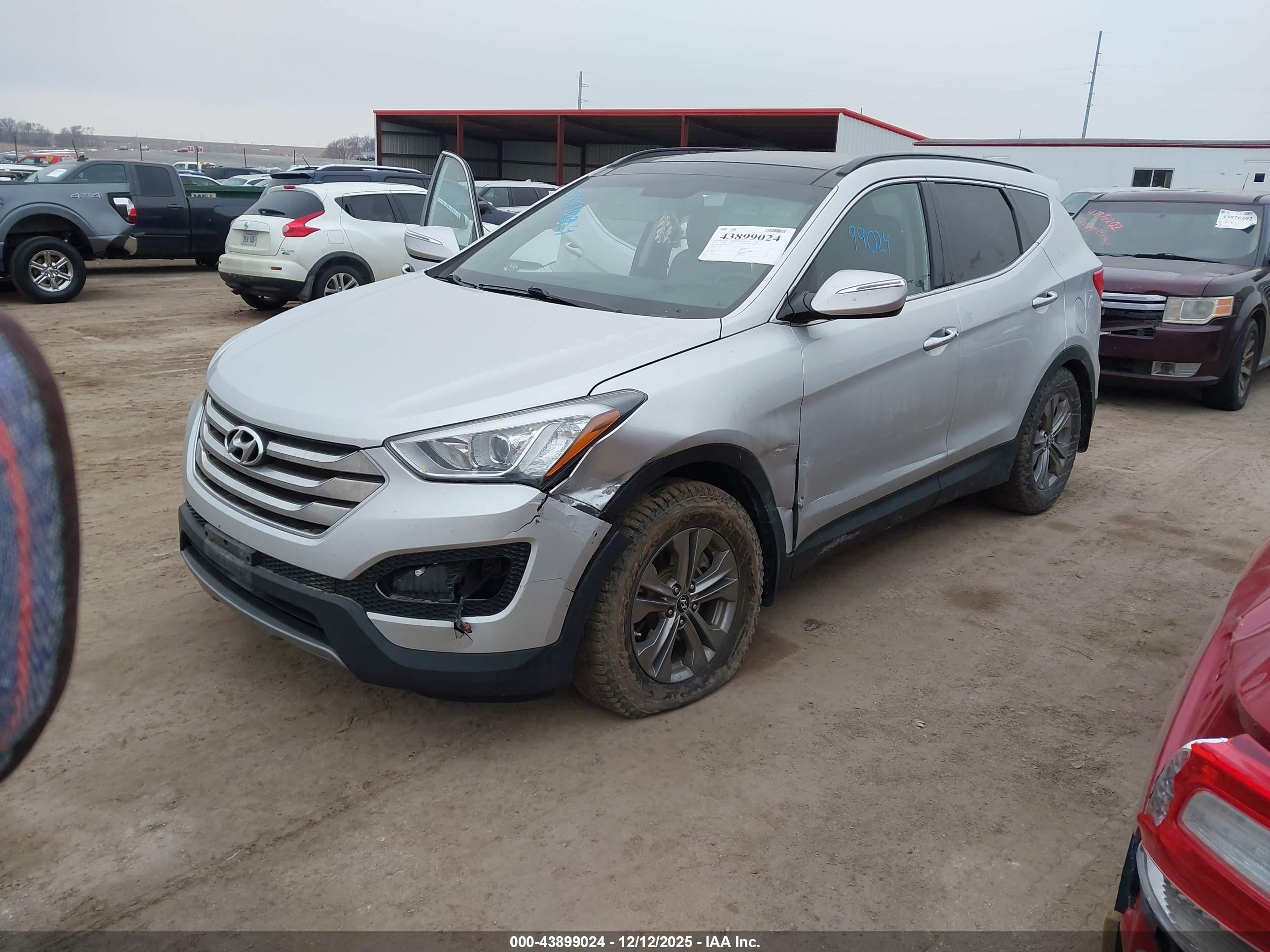 HYUNDAI SANTA image 2
