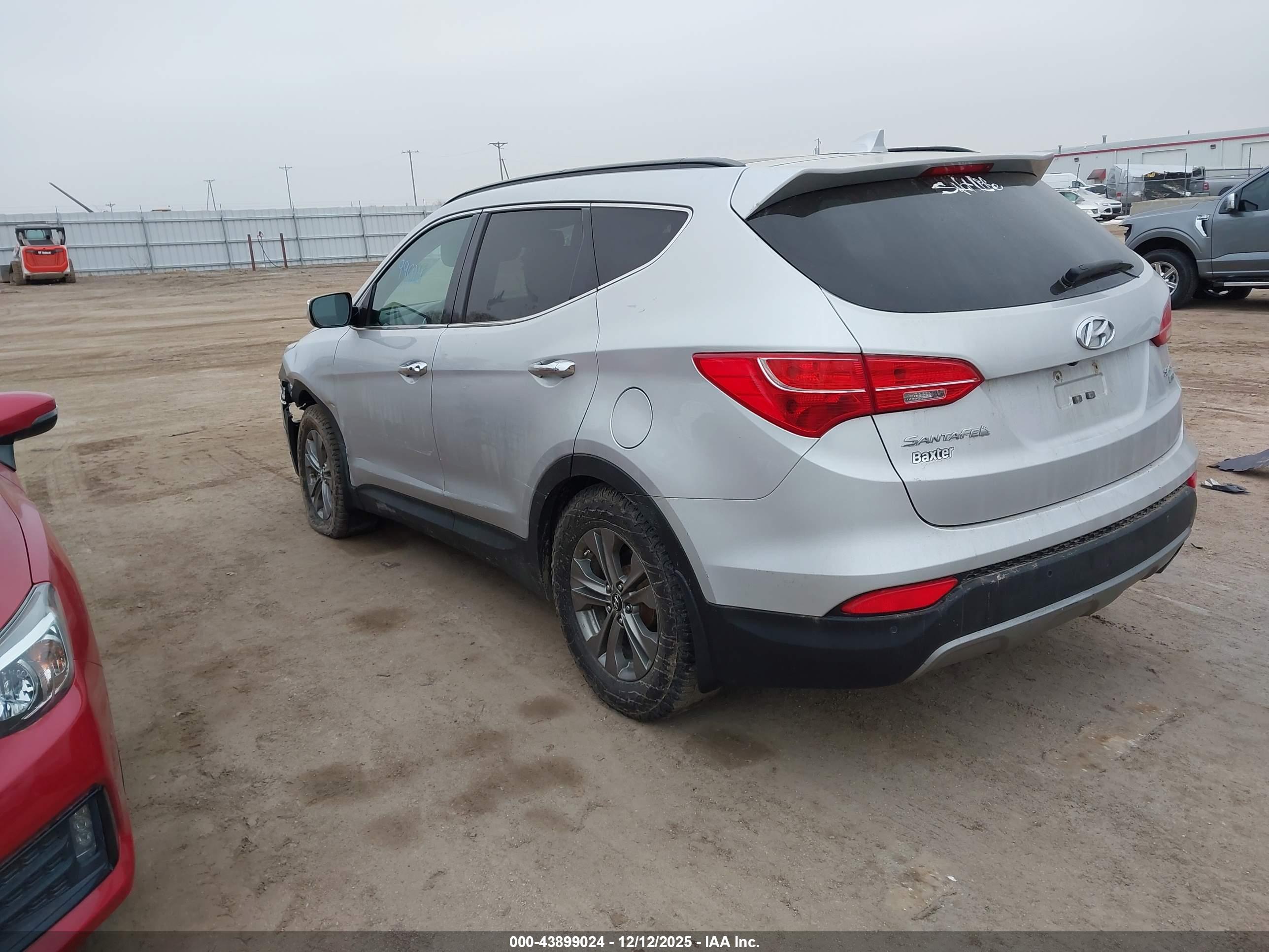 HYUNDAI SANTA image 3