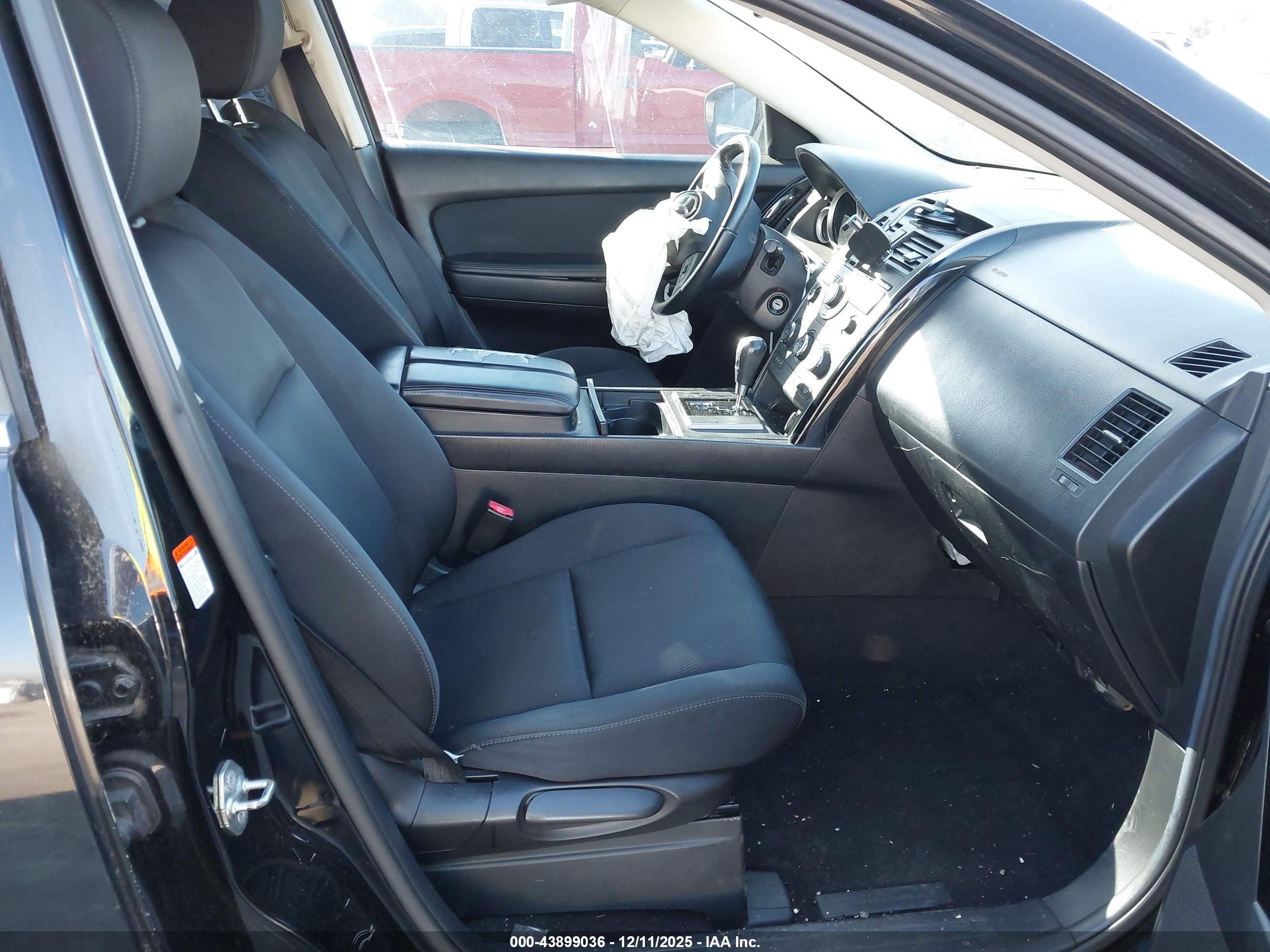 MAZDA CX-9 image 5