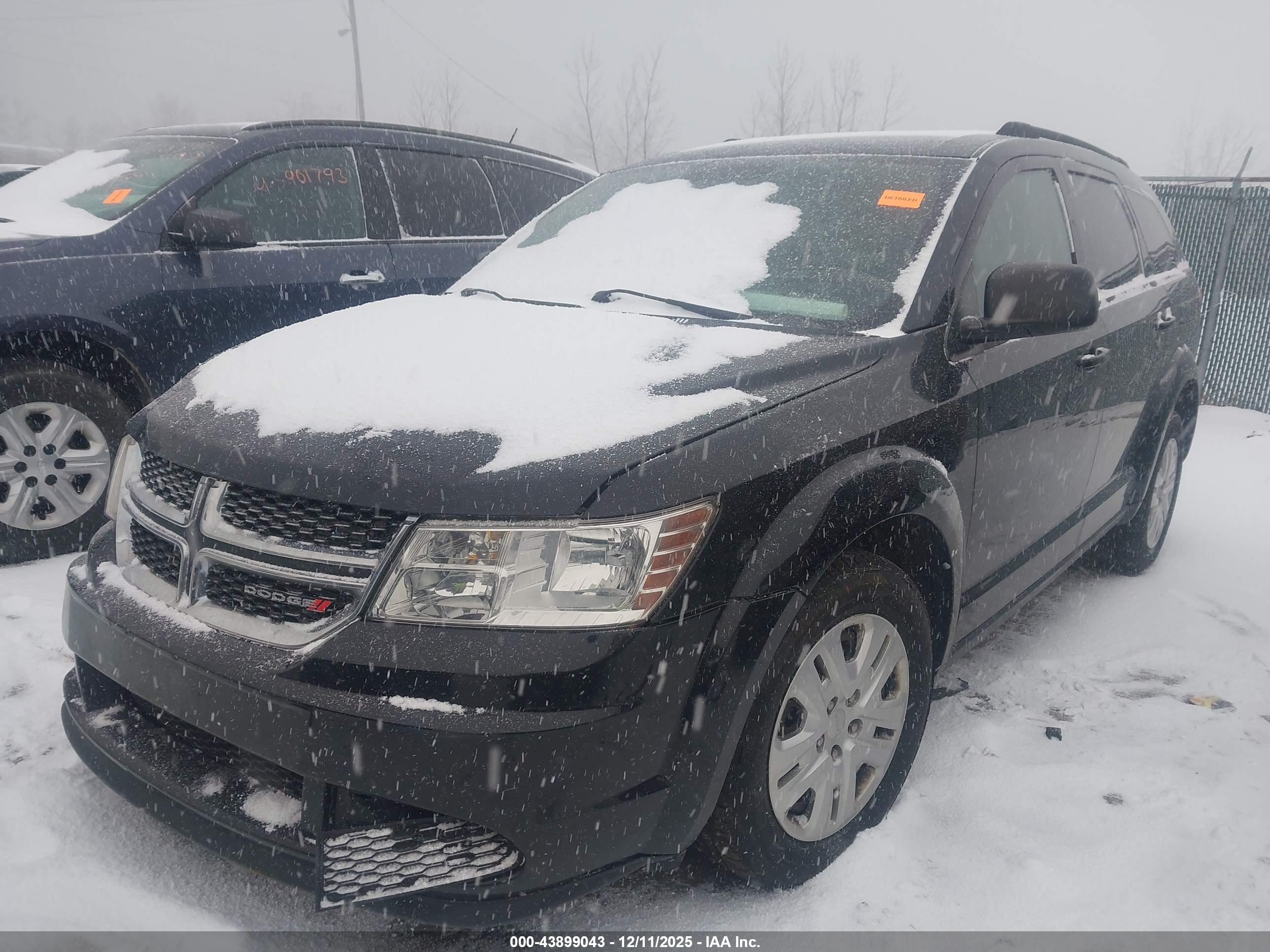 DODGE JOURNEY image 2