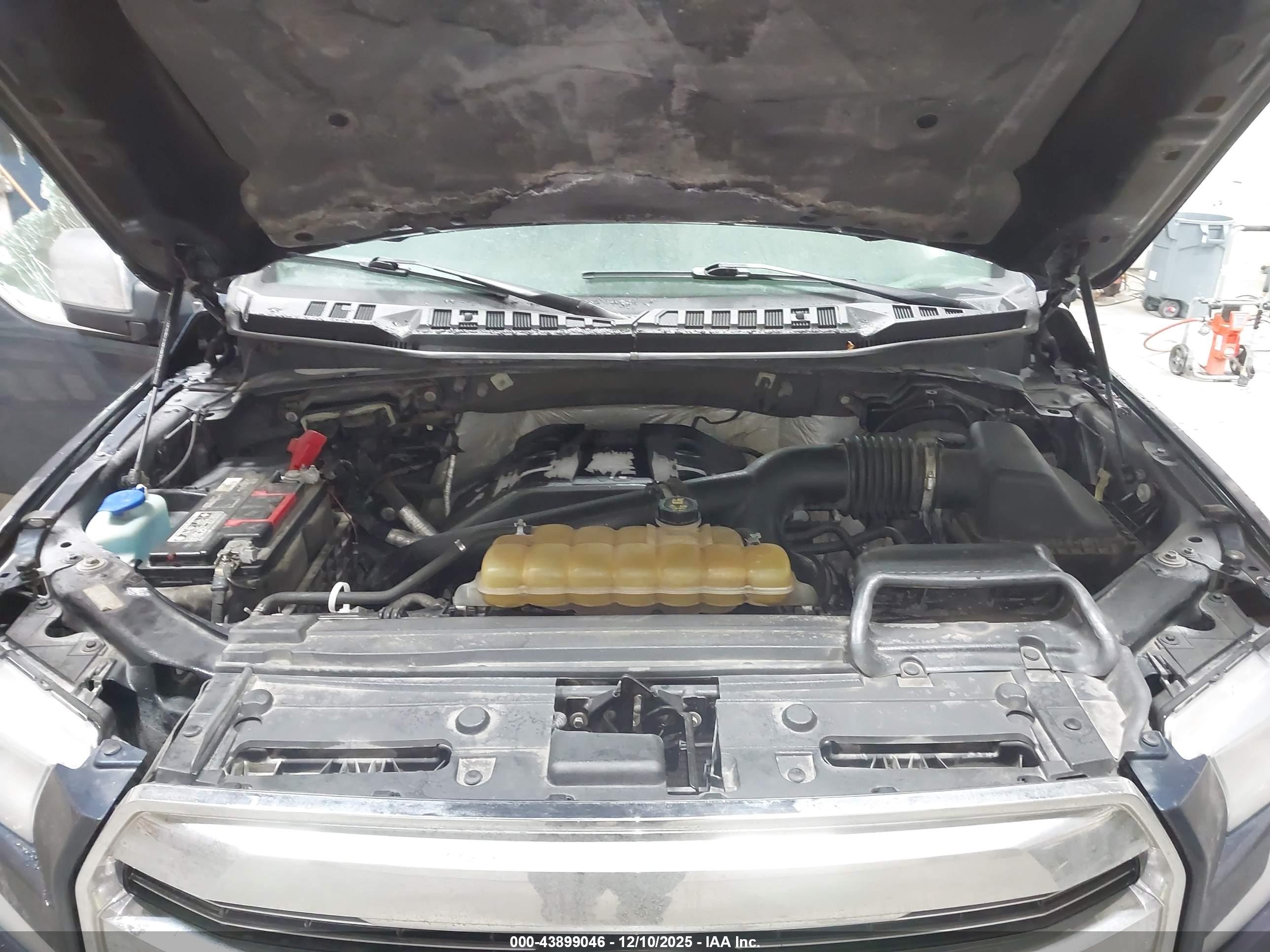 FORD F-150 image 10