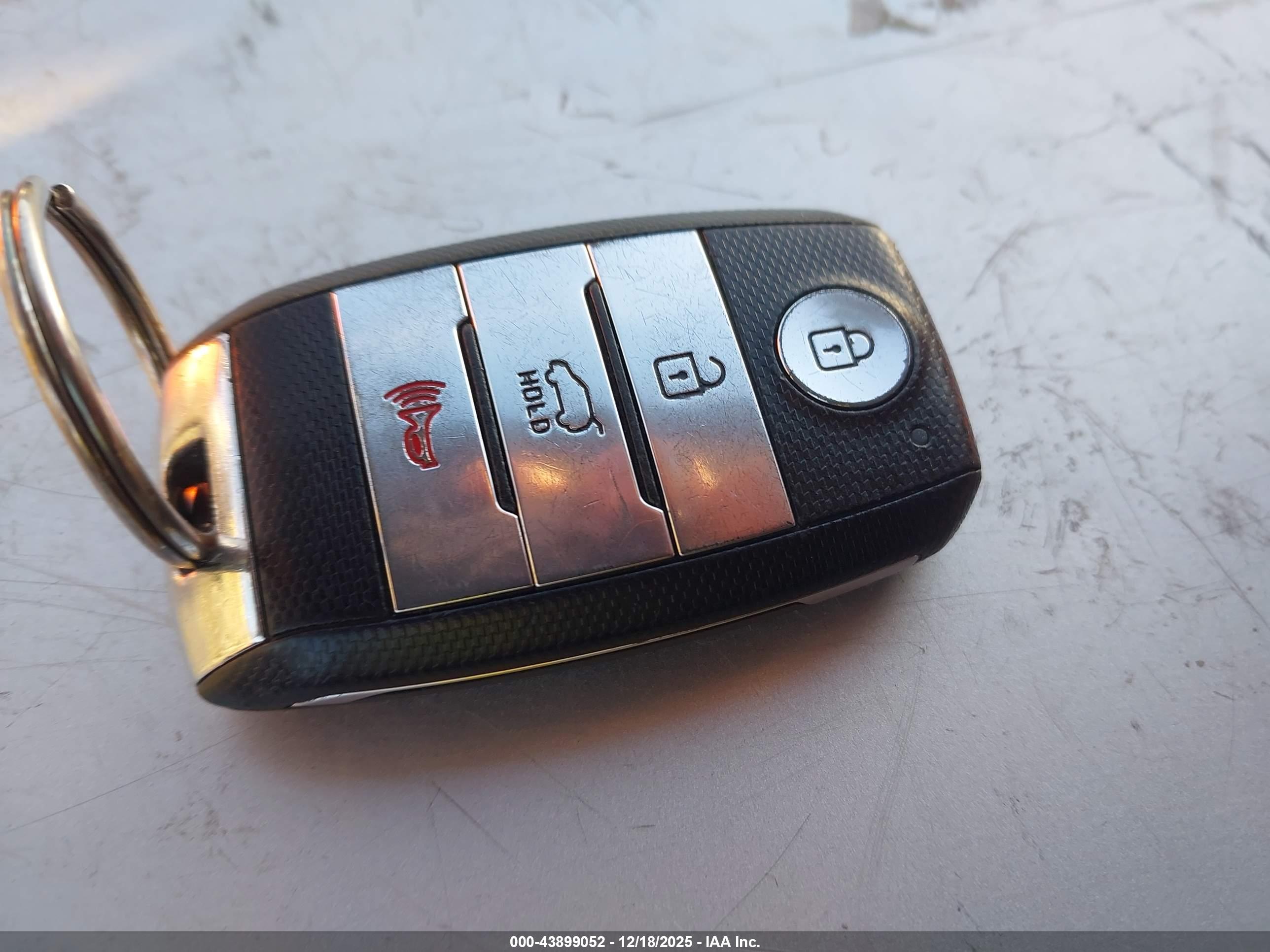 KIA SORENTO image 11