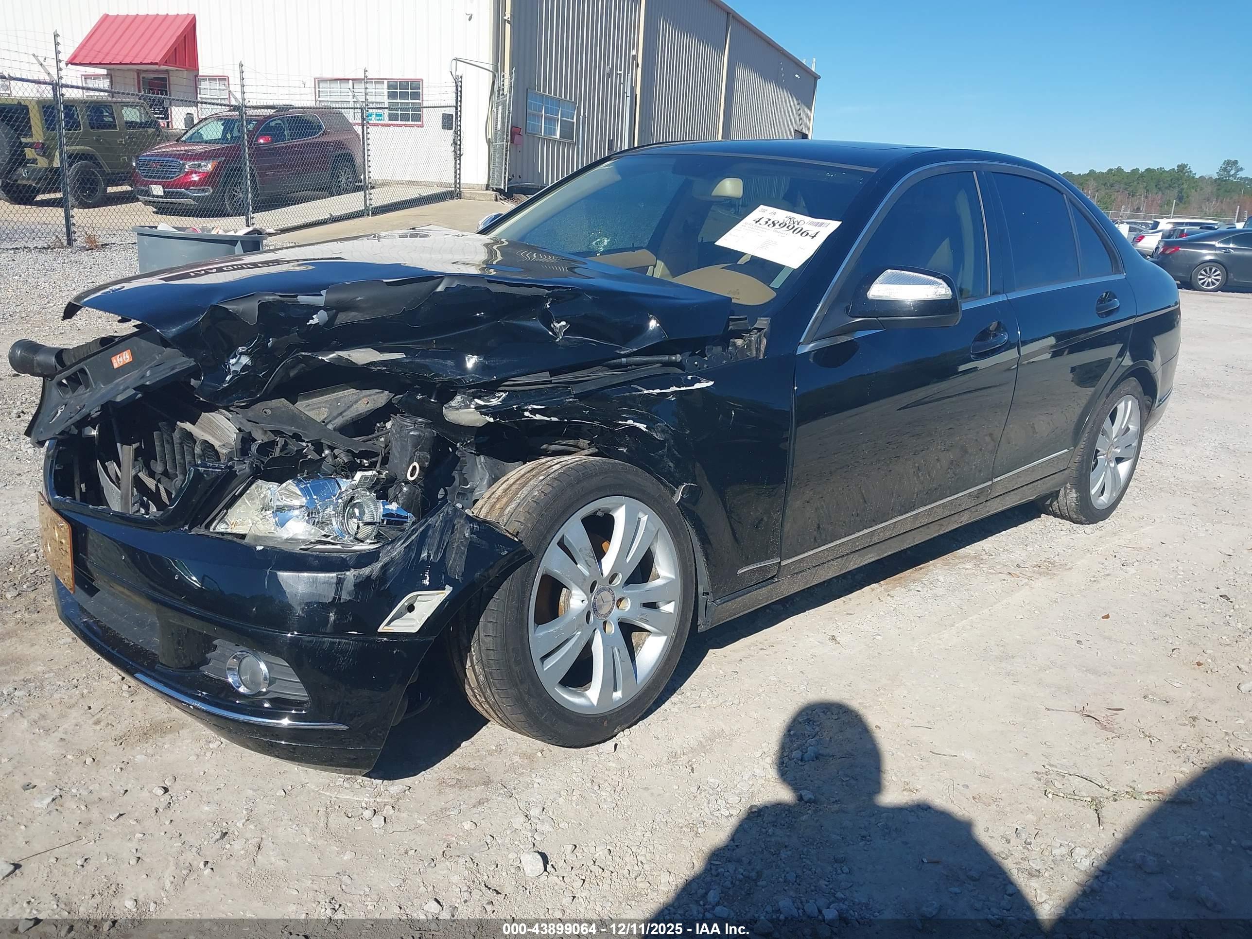 MERCEDES-BENZ C image 2