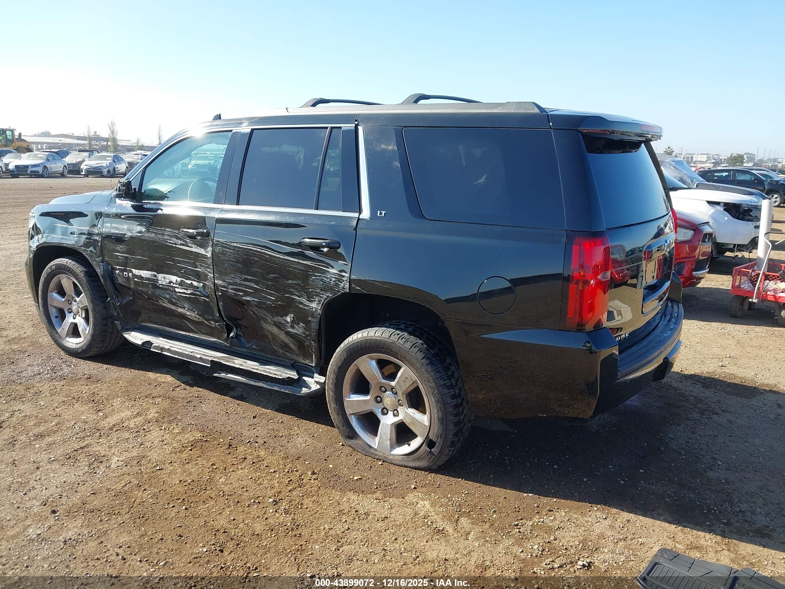 CHEVROLET TAHOE image 3