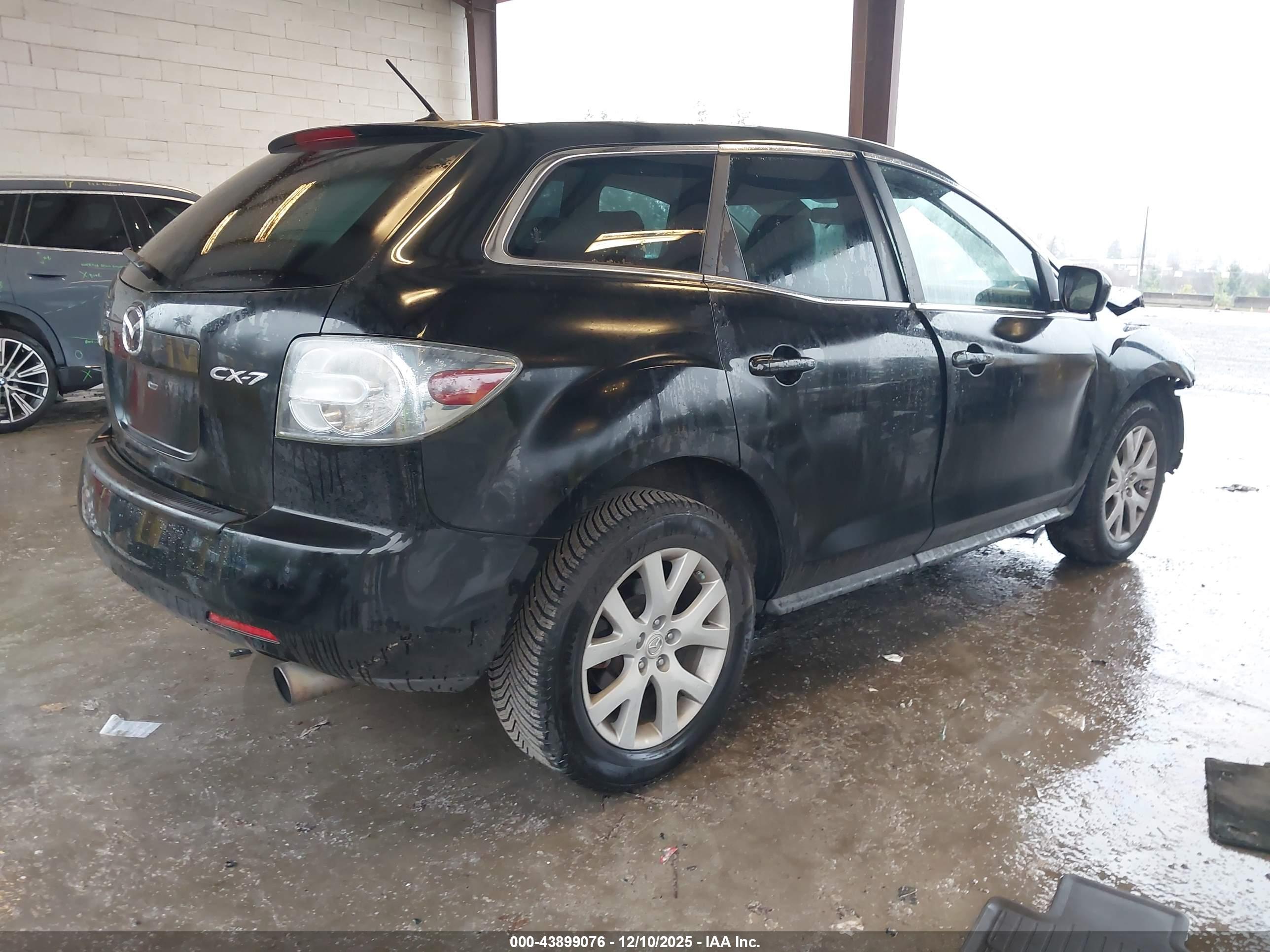 MAZDA CX-7 image 4
