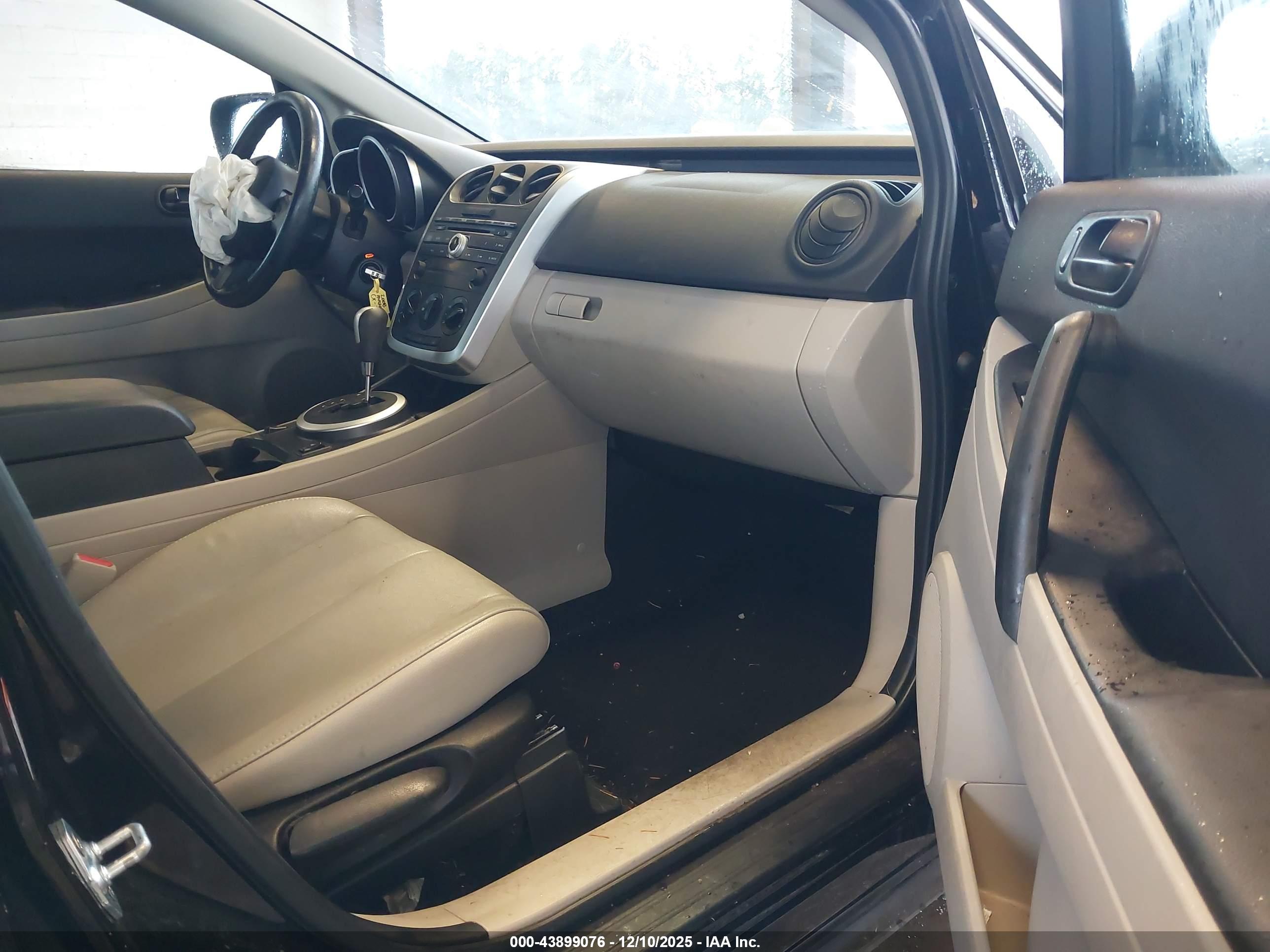 MAZDA CX-7 image 5