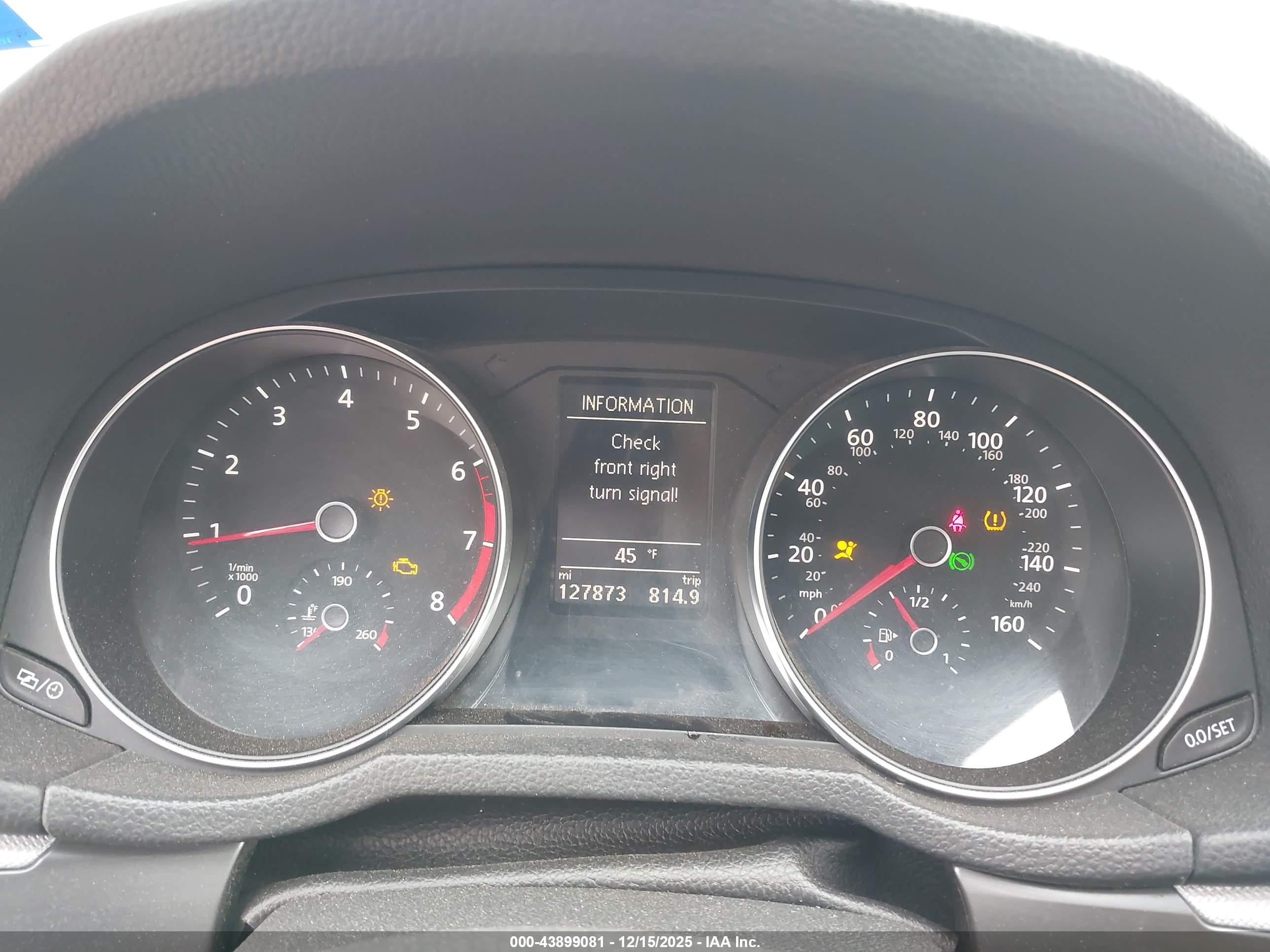 VOLKSWAGEN PASSAT image 7