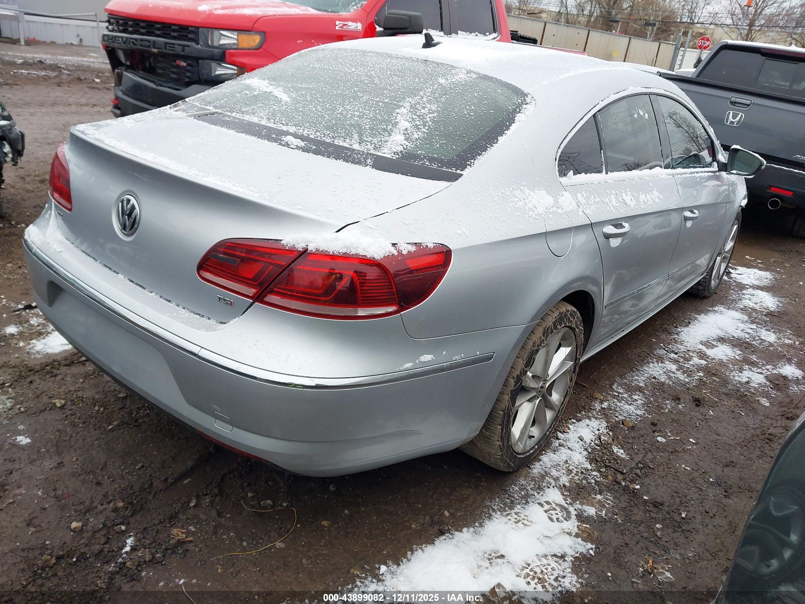 VOLKSWAGEN CC image 4