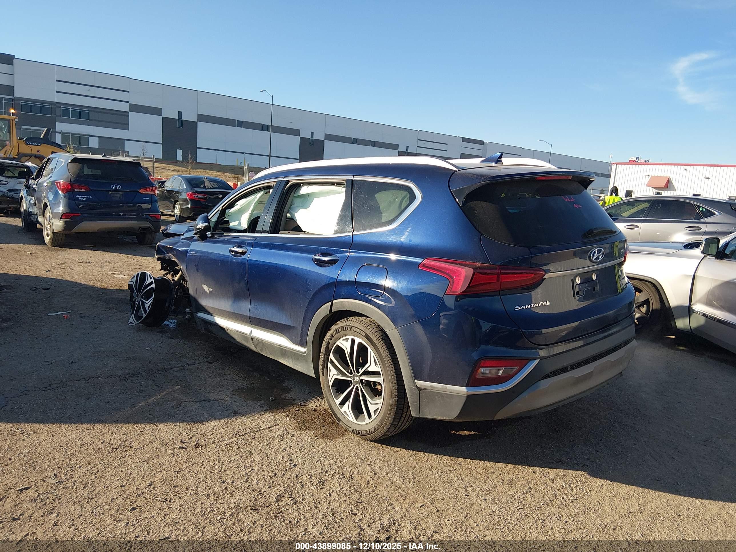 HYUNDAI SANTA image 3