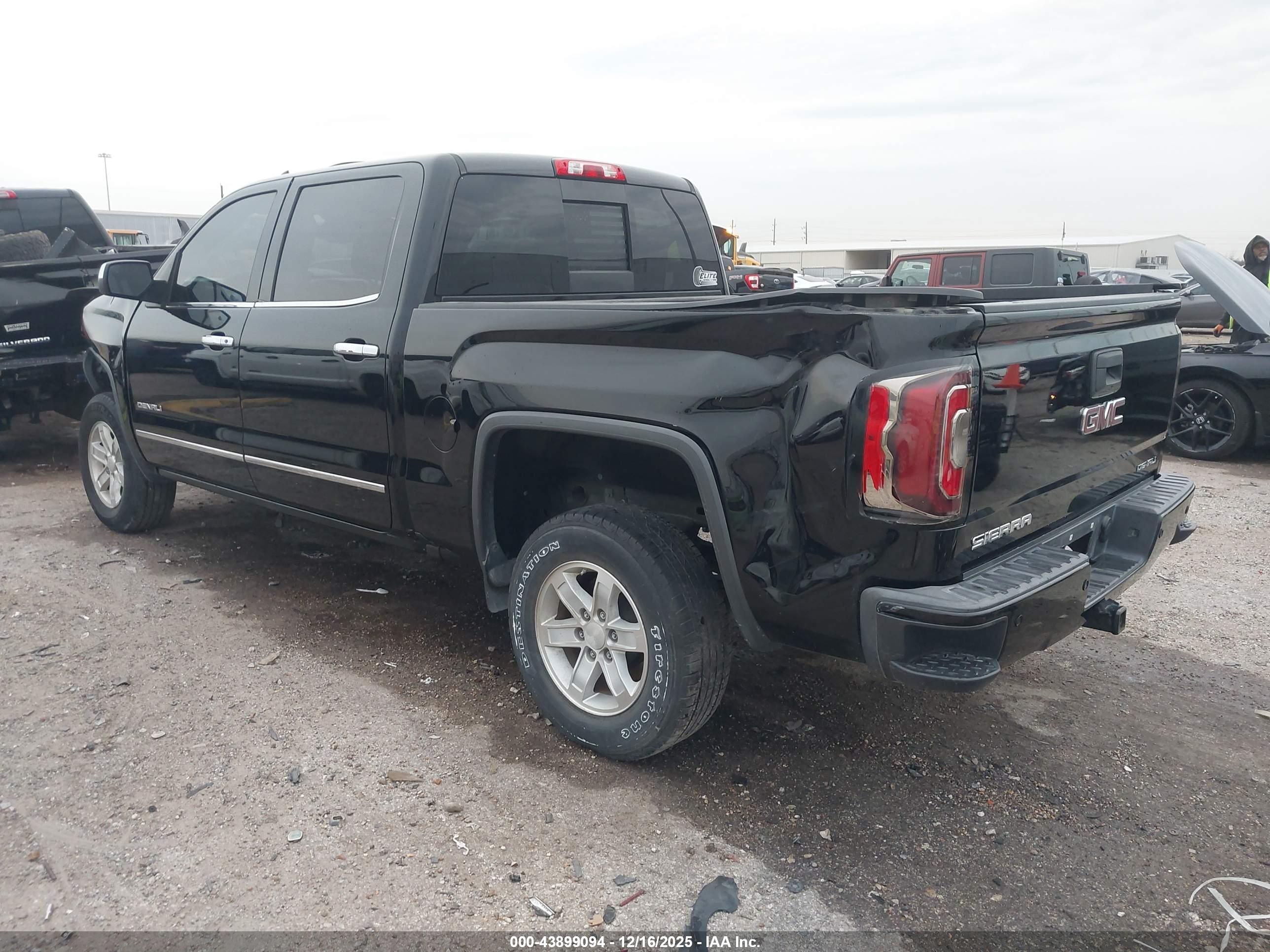 GMC SIERRA image 3
