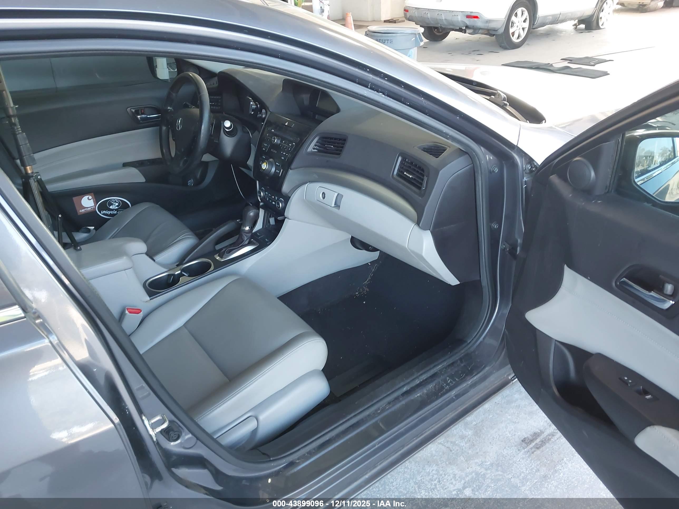 ACURA ILX image 5