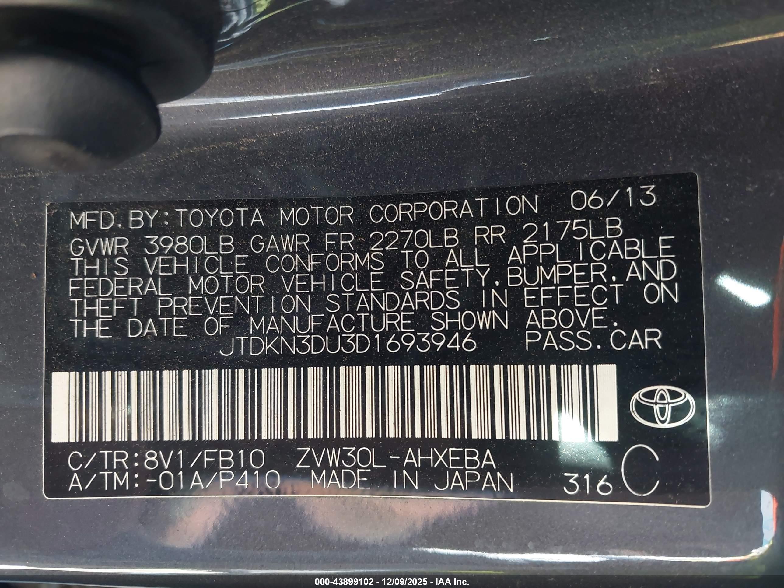 TOYOTA PRIUS image 9