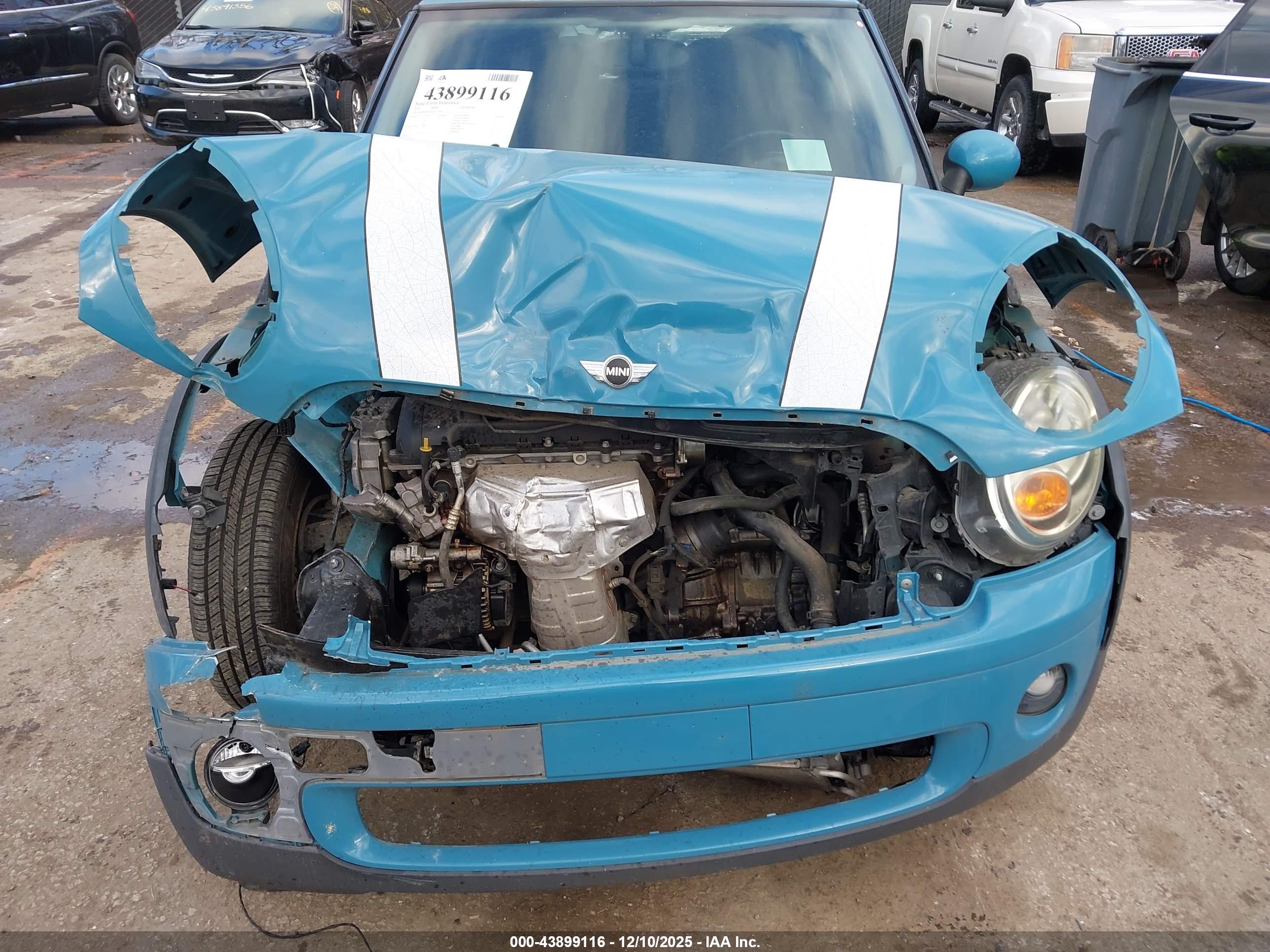 MINI COOPER image 6