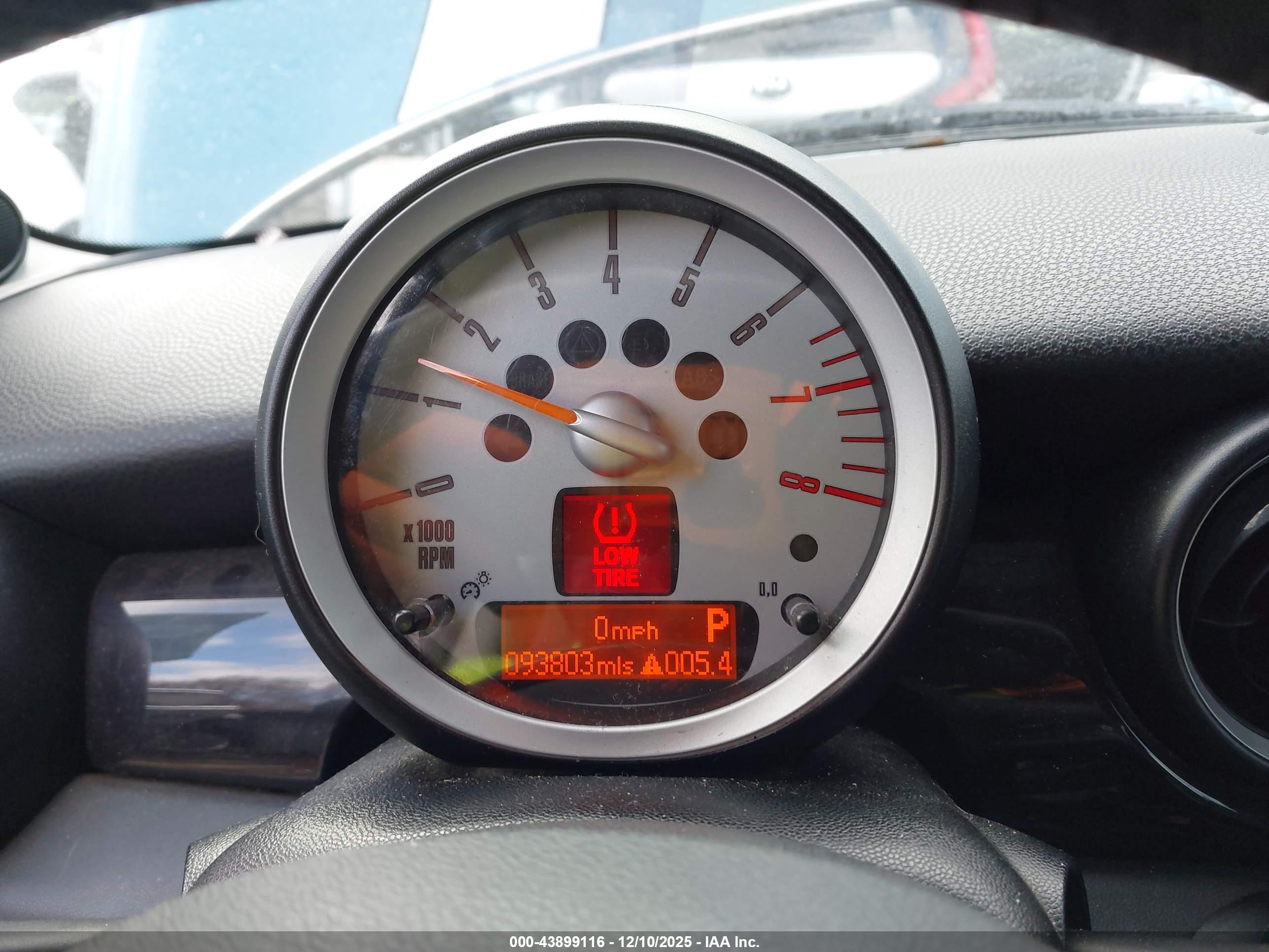 MINI COOPER image 7