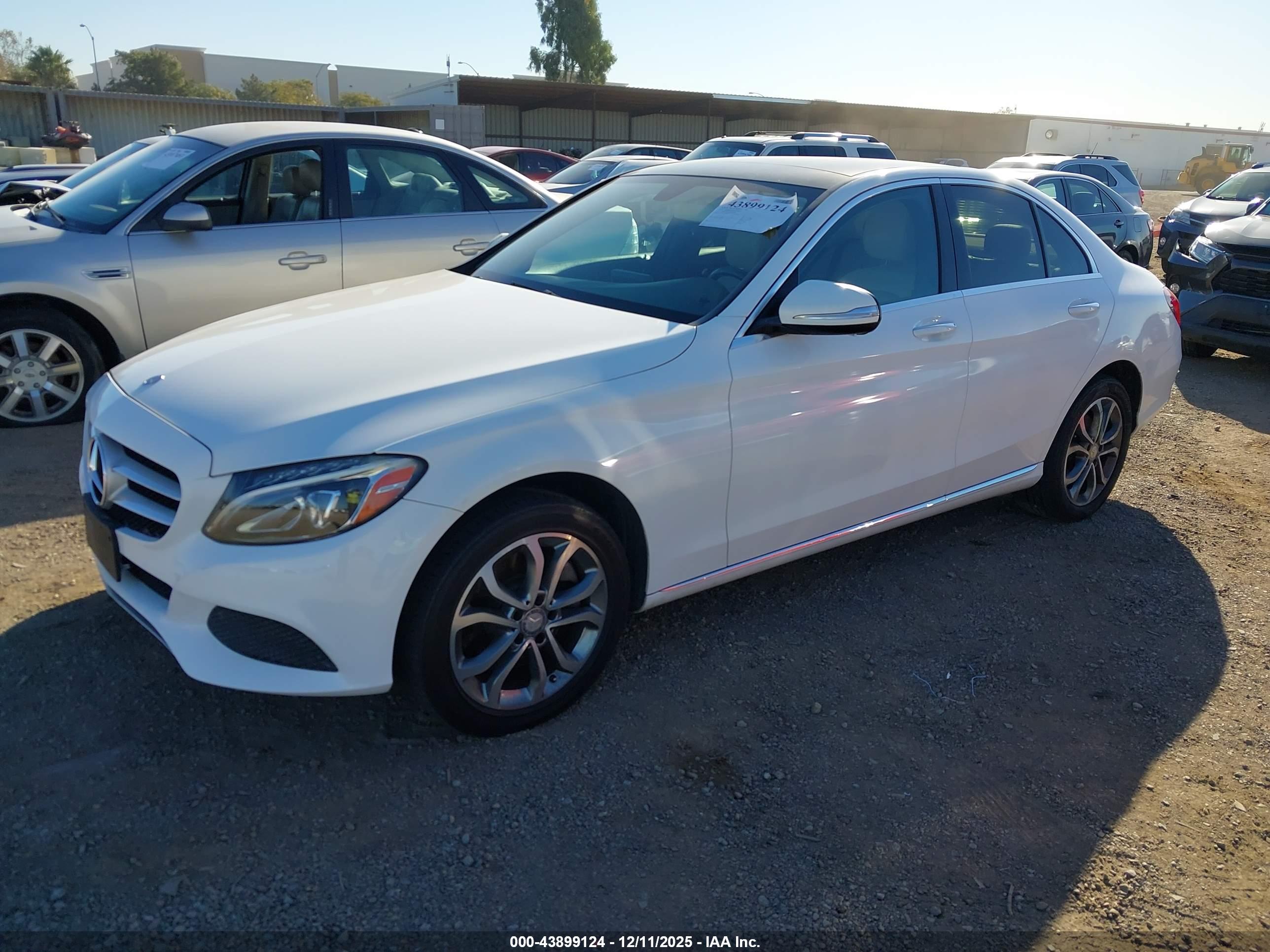 MERCEDES-BENZ C image 2