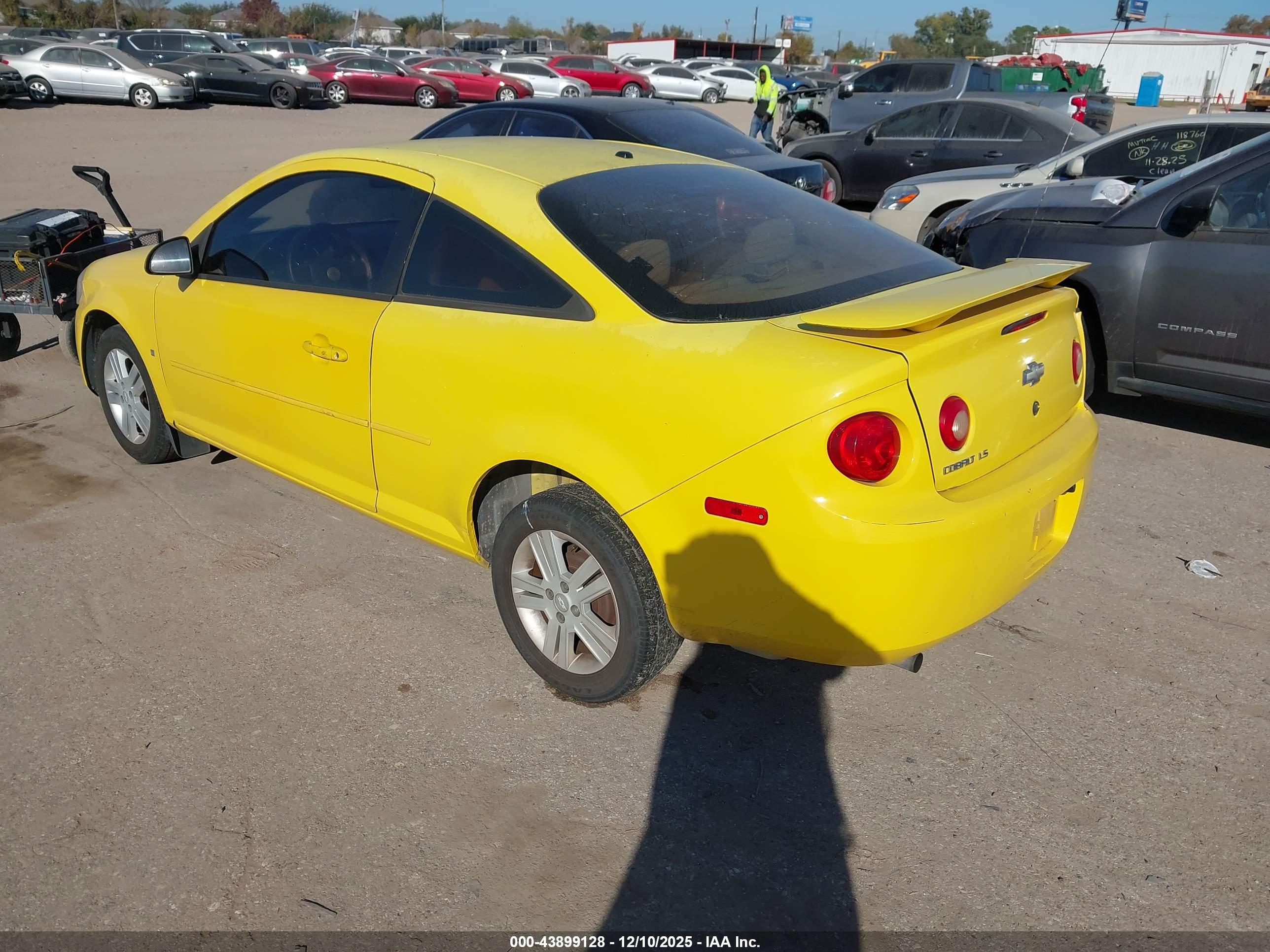 CHEVROLET COBALT image 3