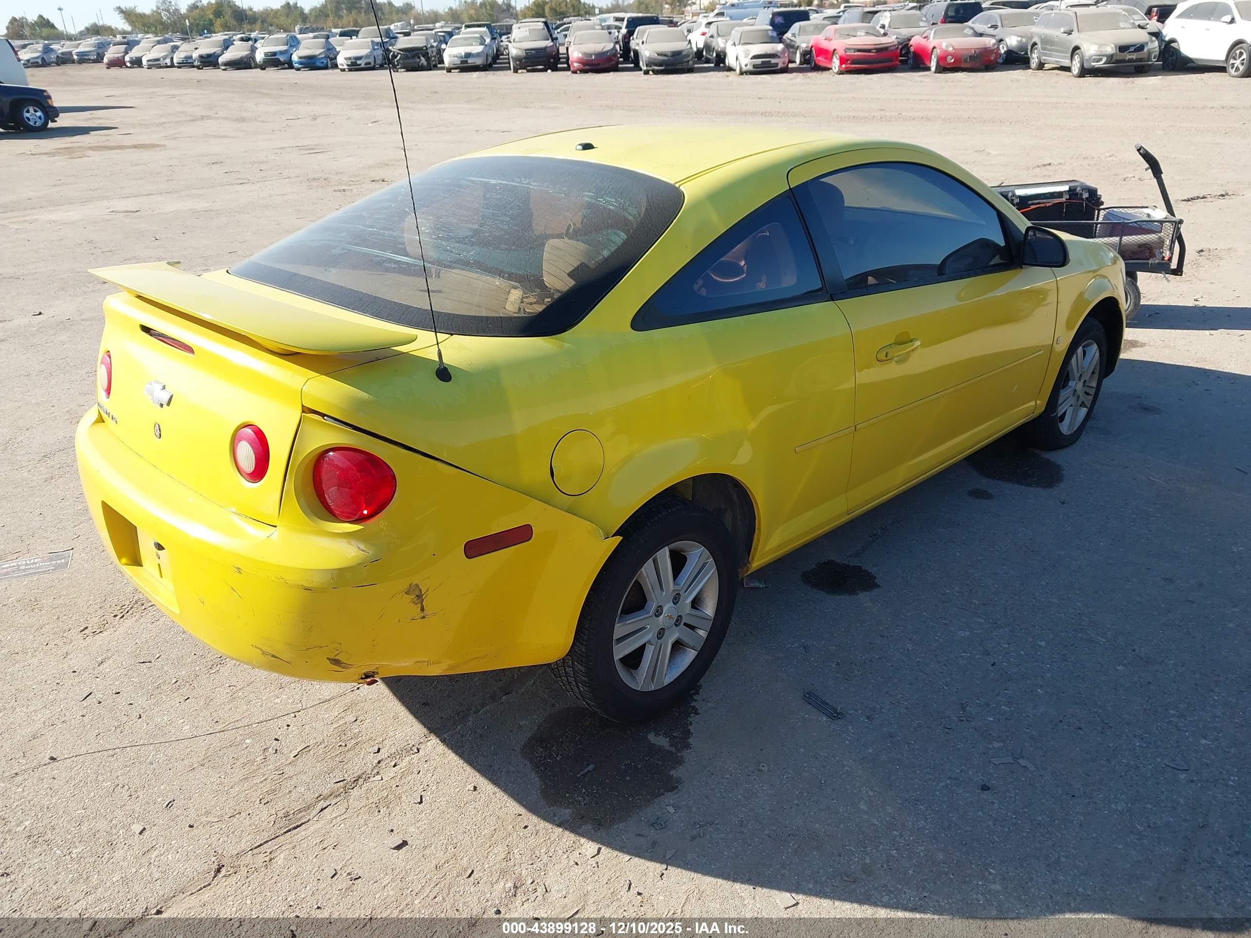 CHEVROLET COBALT image 4