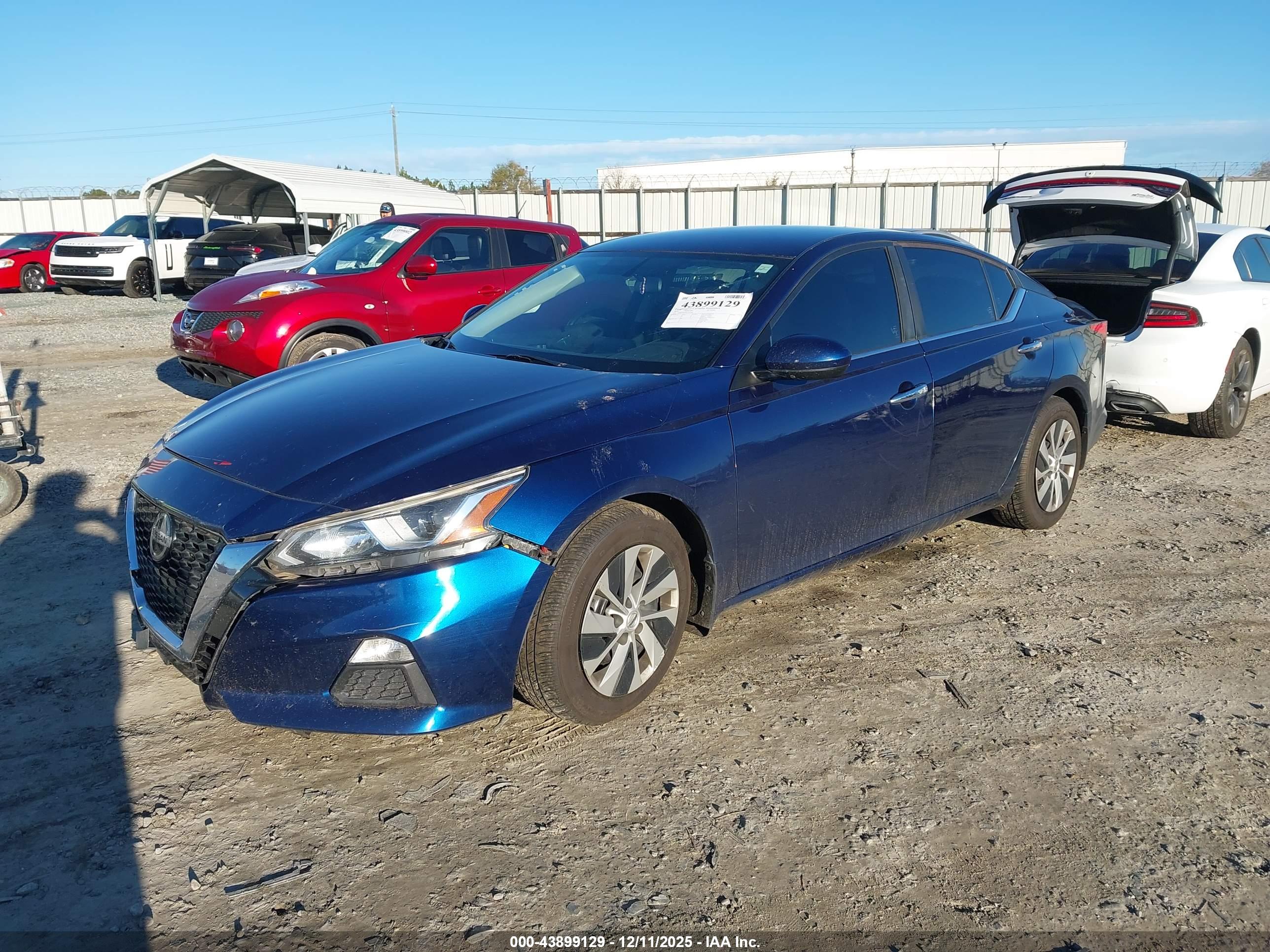 NISSAN ALTIMA image 2