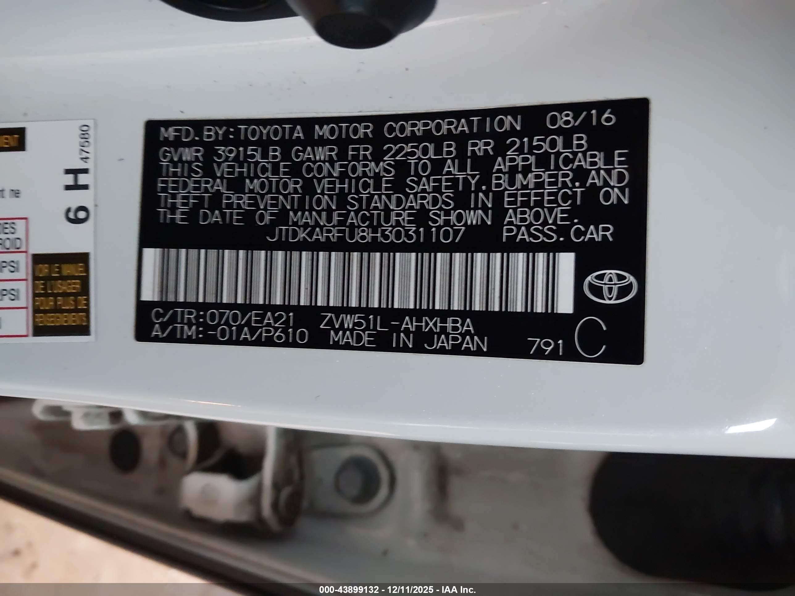 TOYOTA PRIUS image 9