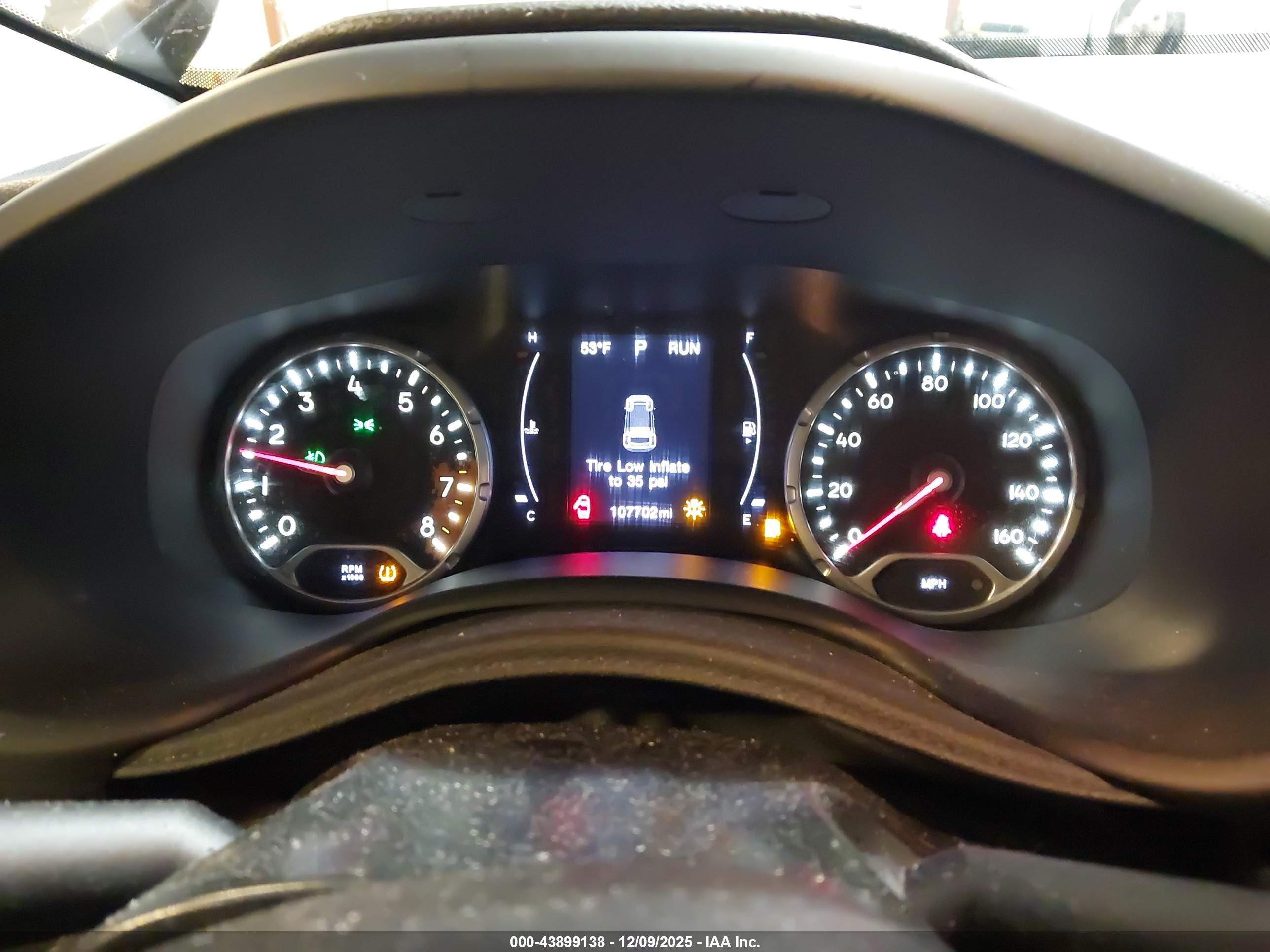 JEEP RENEGADE image 7