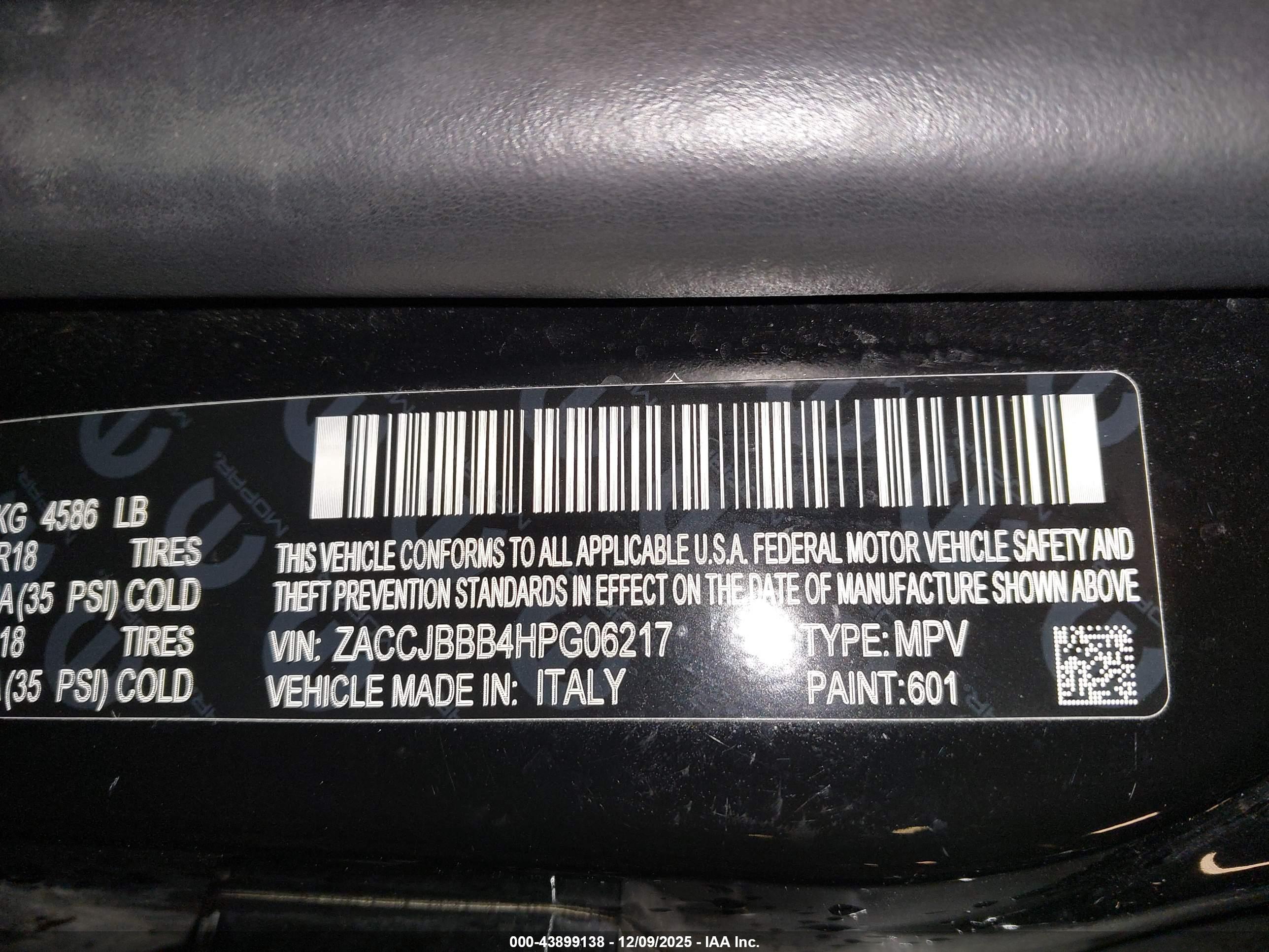 JEEP RENEGADE image 9
