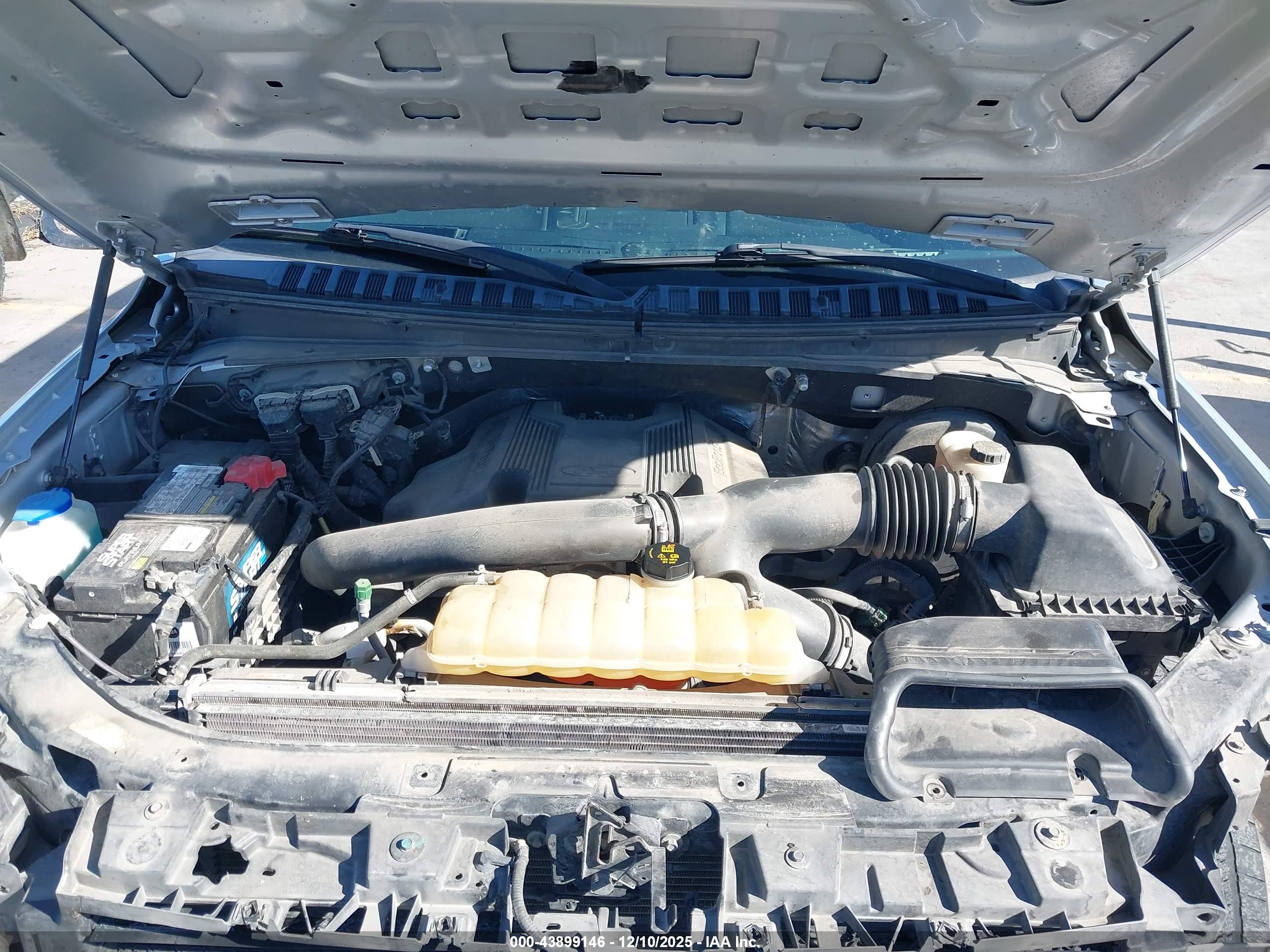 FORD EXPEDITION image 10