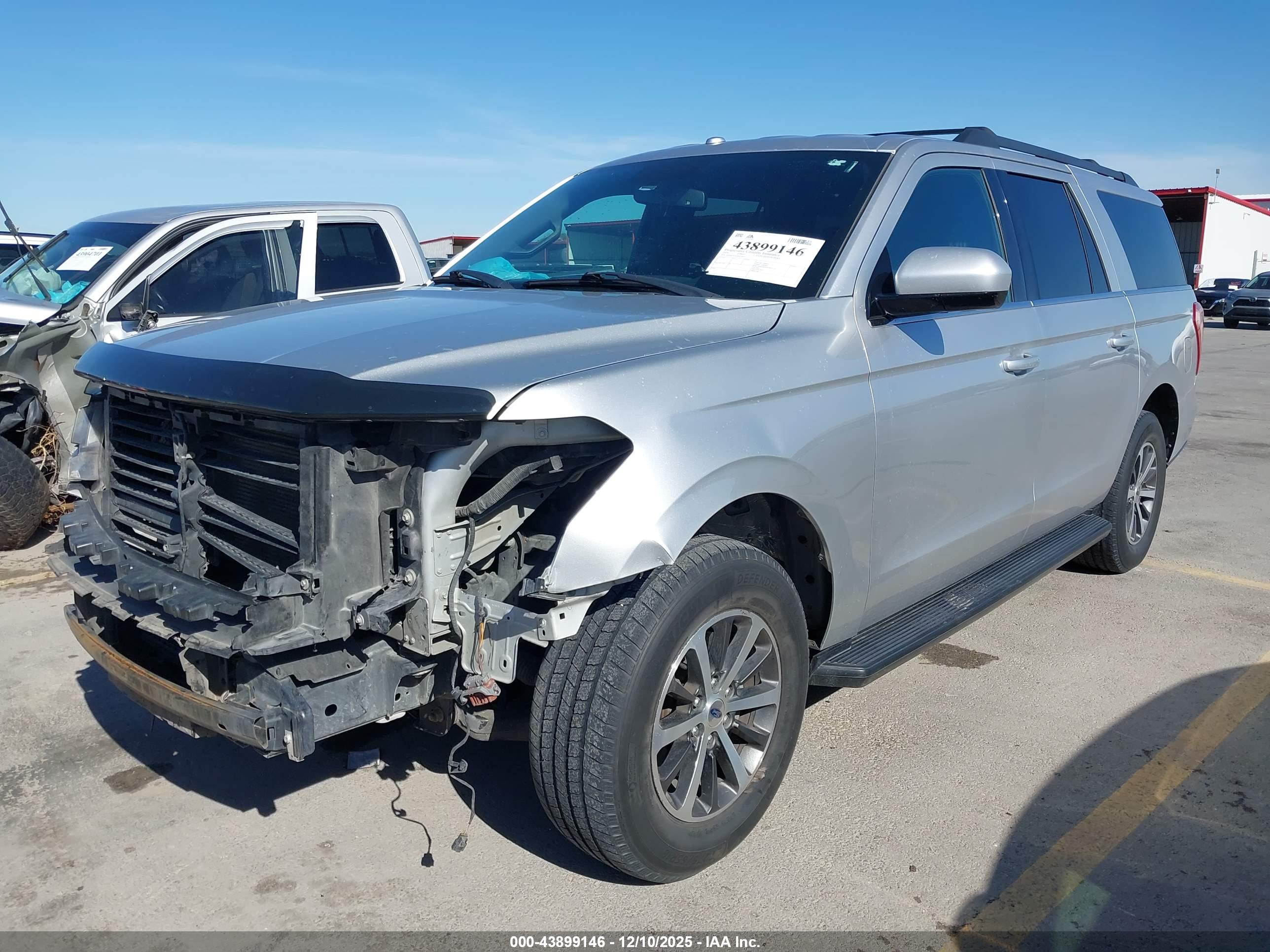 FORD EXPEDITION image 2