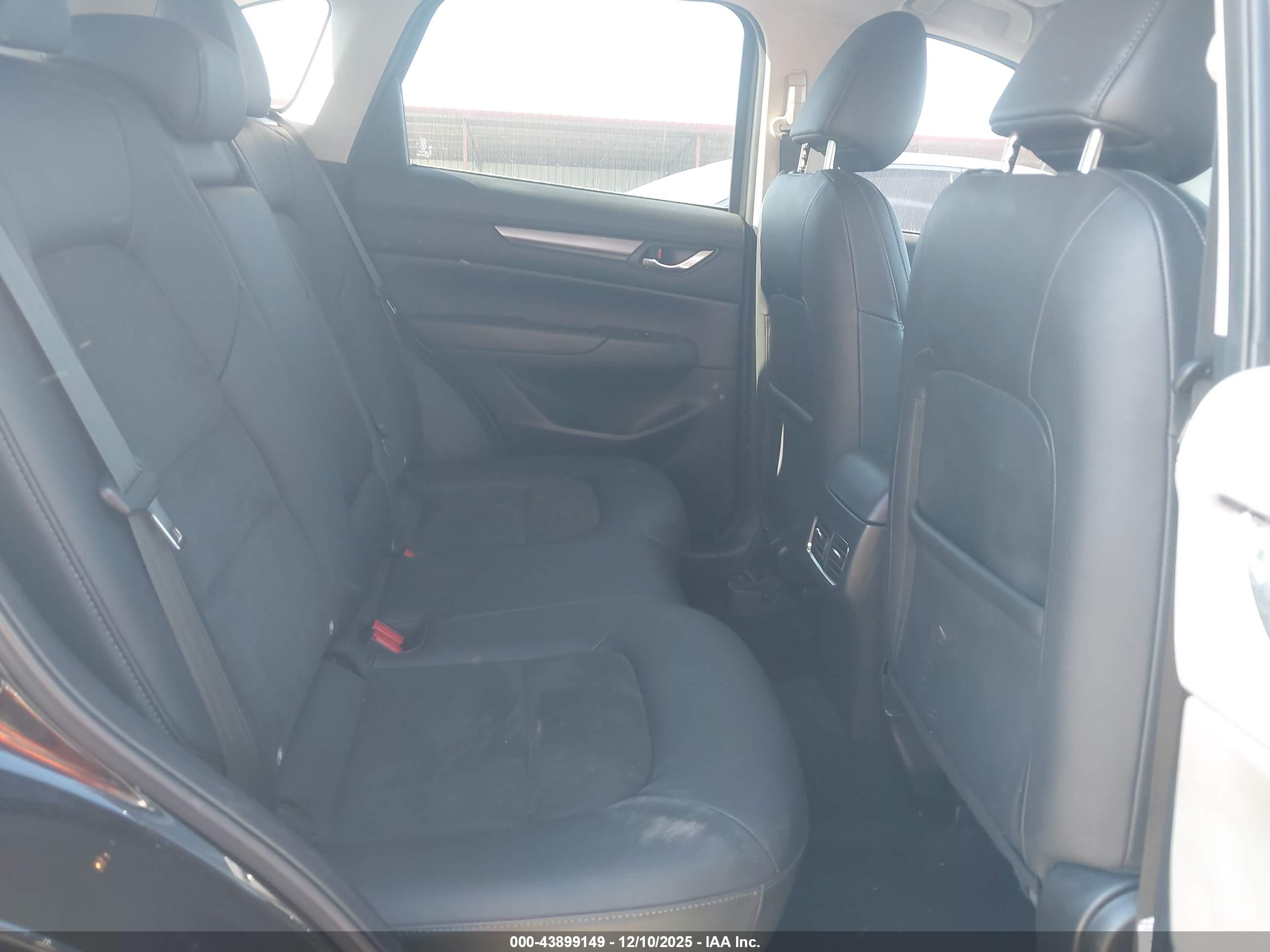 MAZDA CX-5 image 8