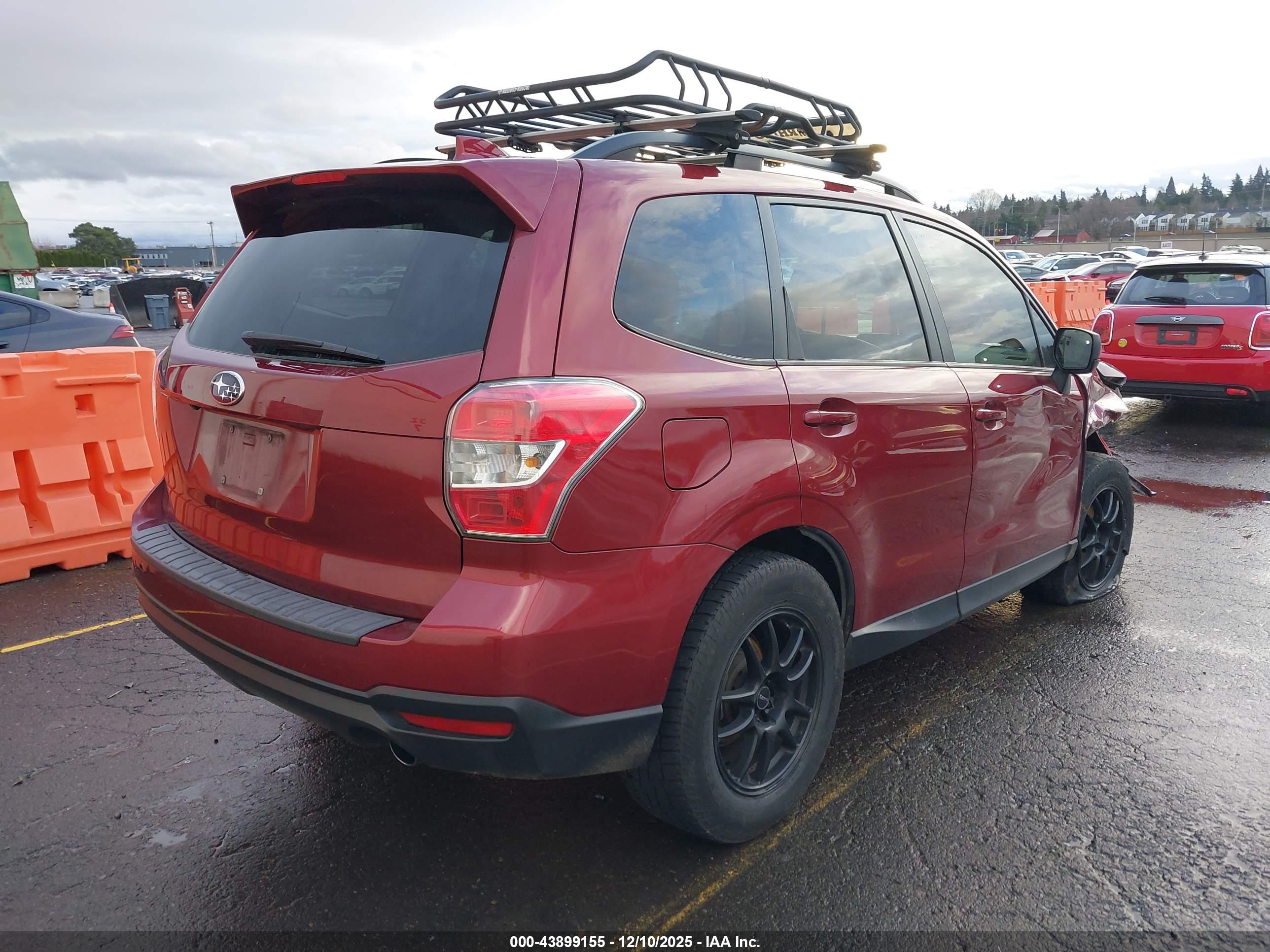 SUBARU FORESTER image 4