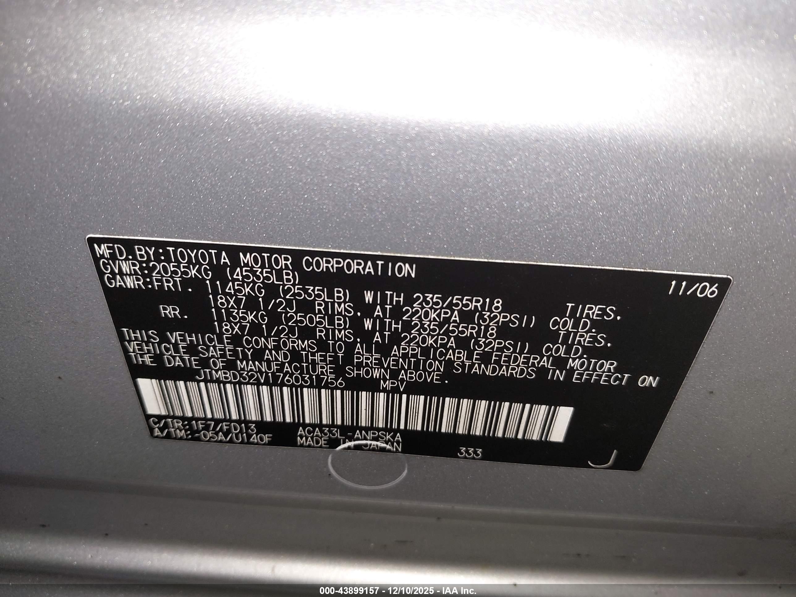 TOYOTA RAV4 image 9