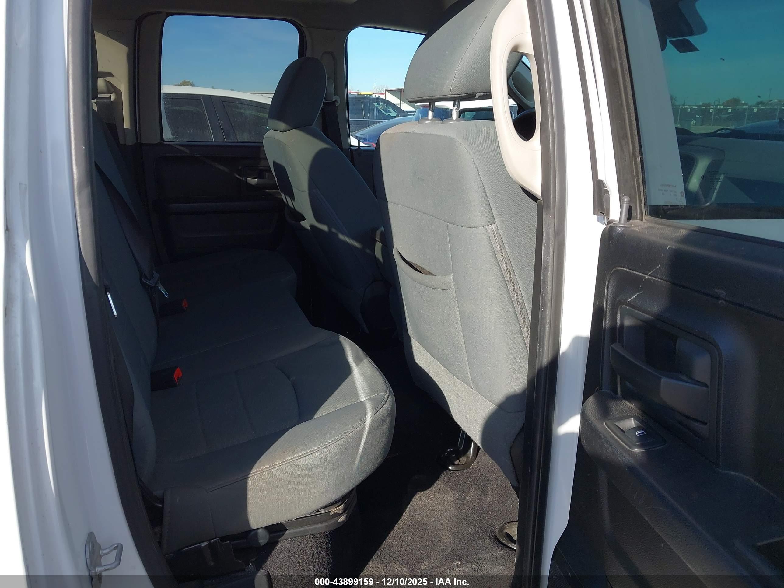 RAM 1500 image 8