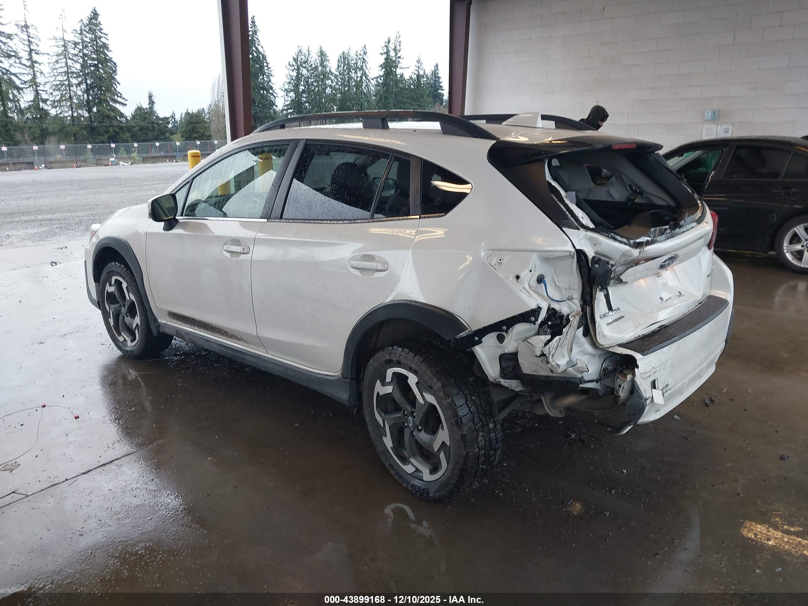 SUBARU CROSSTREK image 3