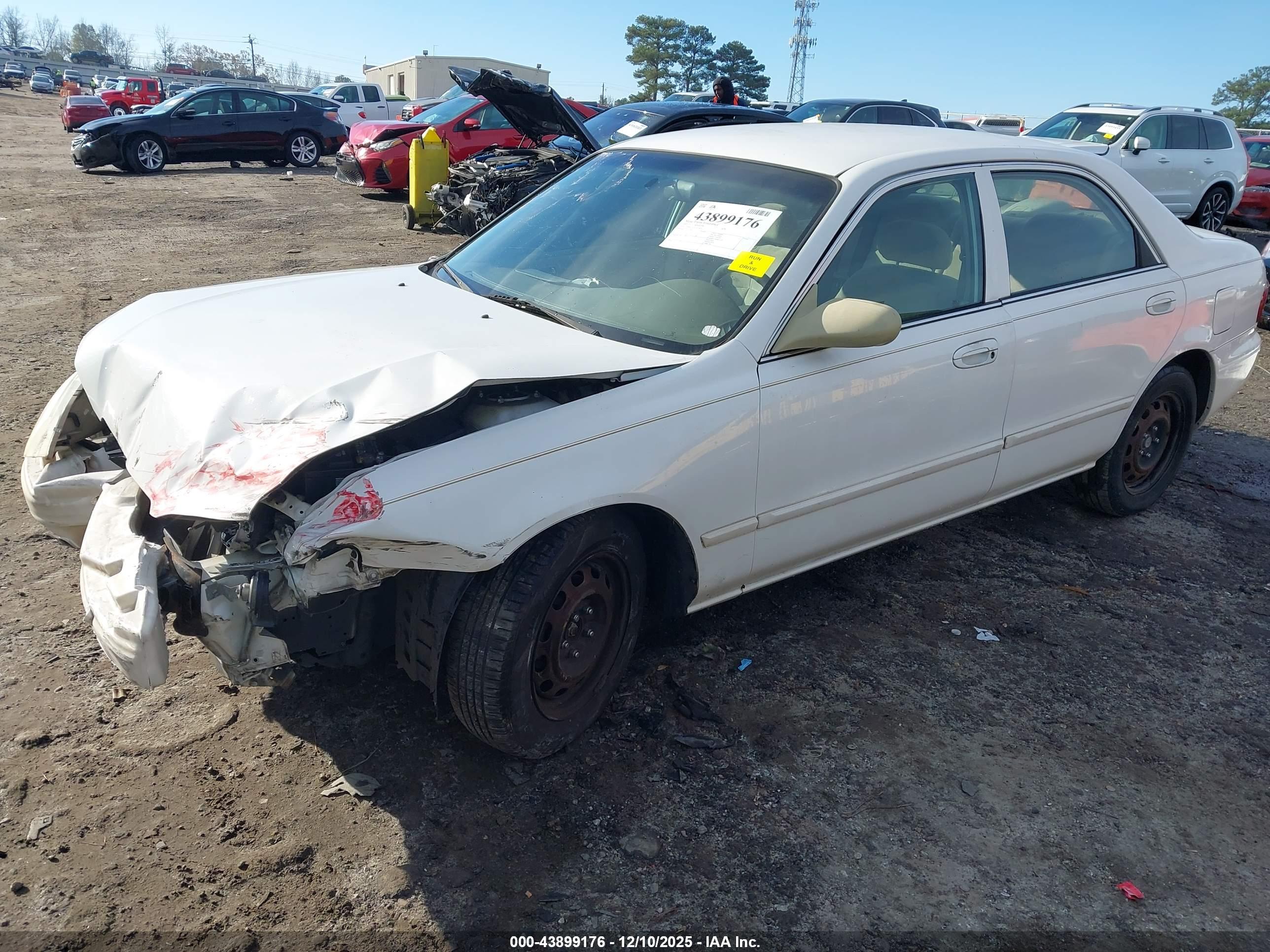 MAZDA 626 image 2