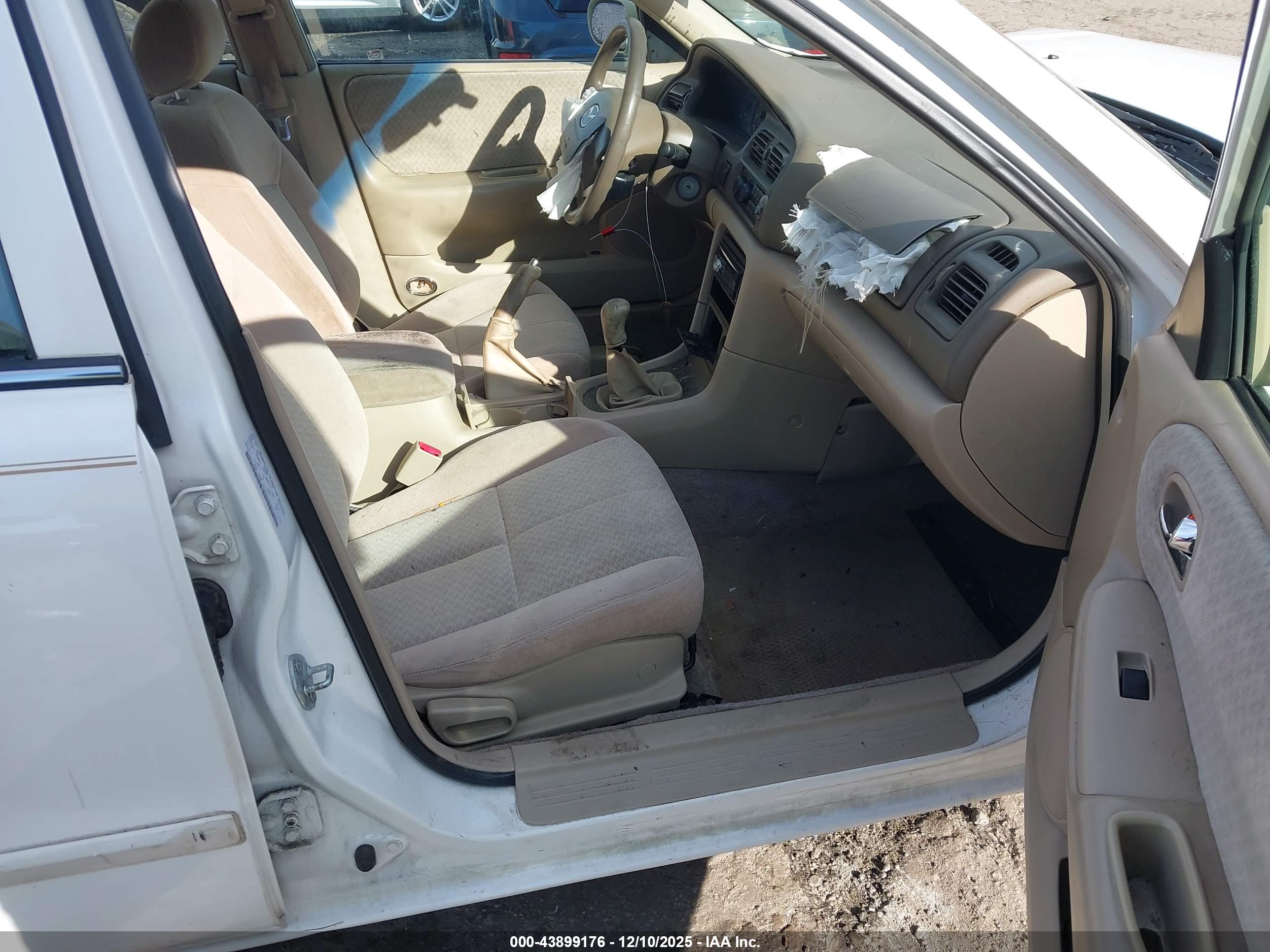 MAZDA 626 image 5