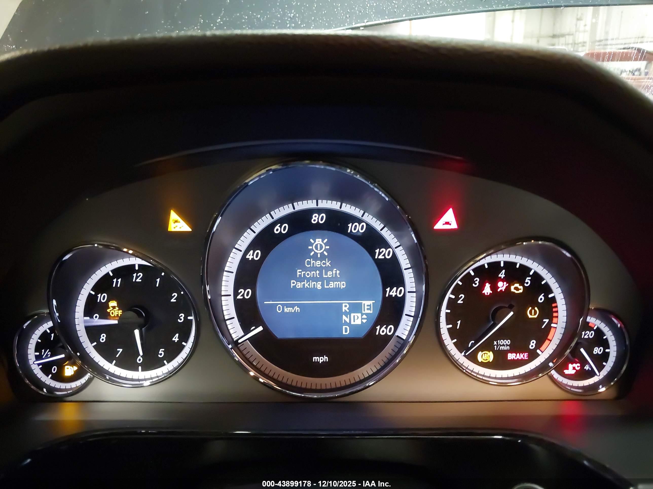 MERCEDES-BENZ E image 7