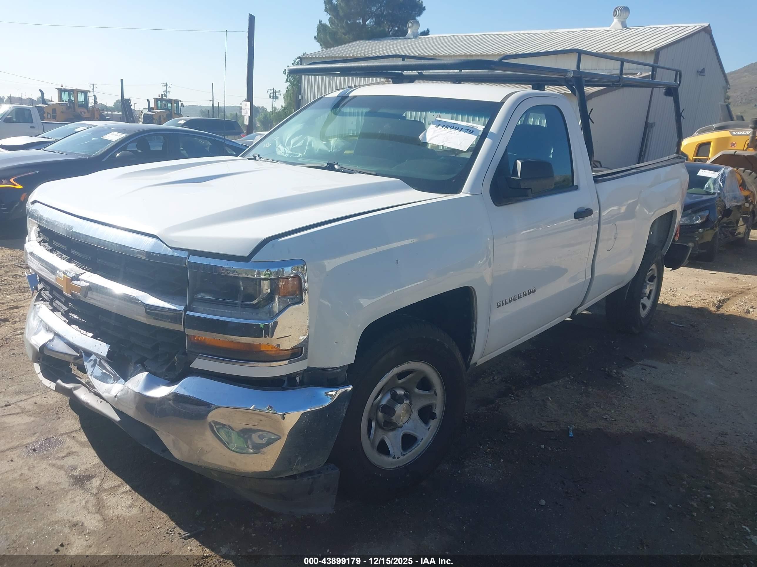 CHEVROLET SILVERADO image 2