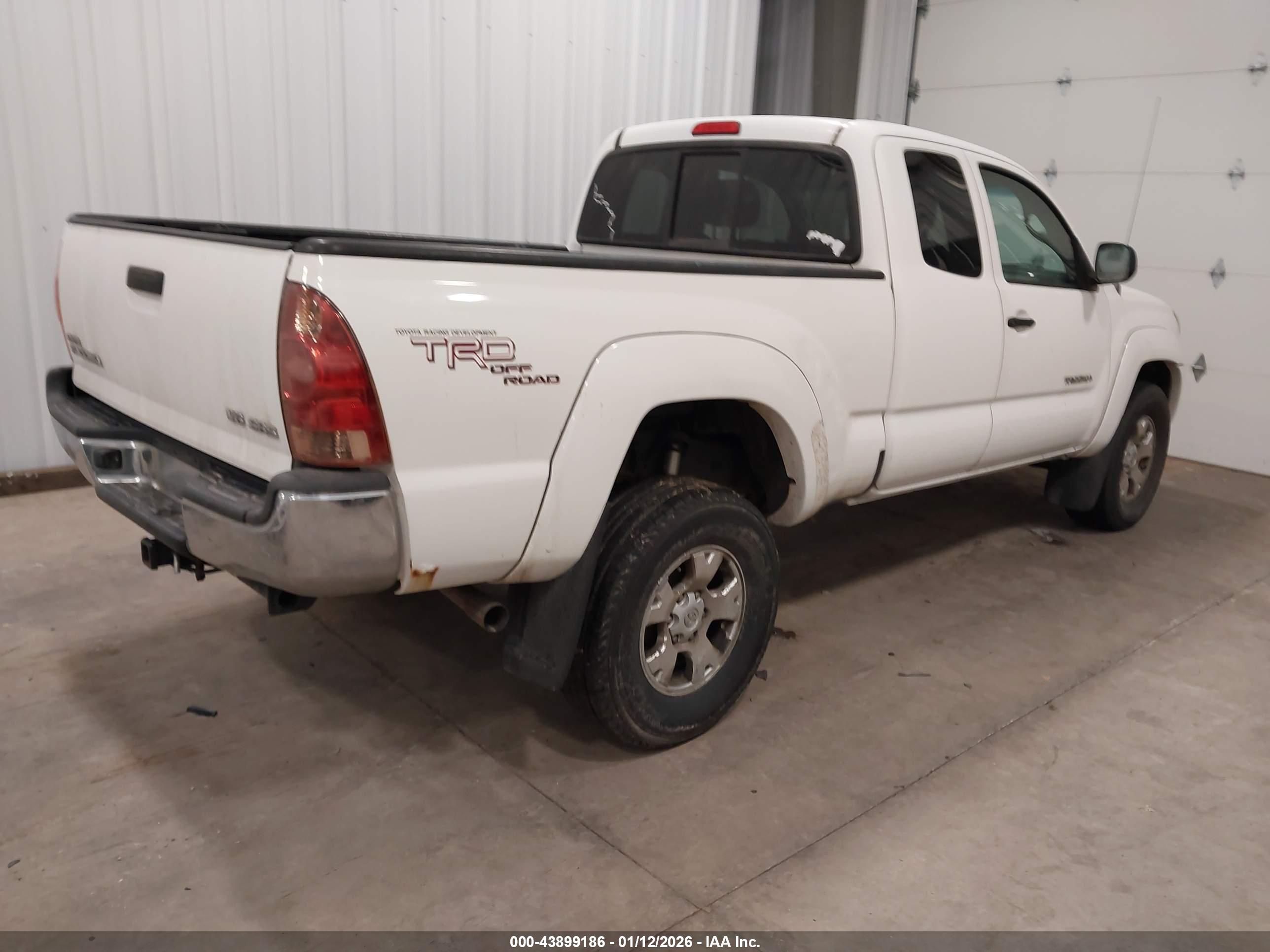 TOYOTA TACOMA image 4
